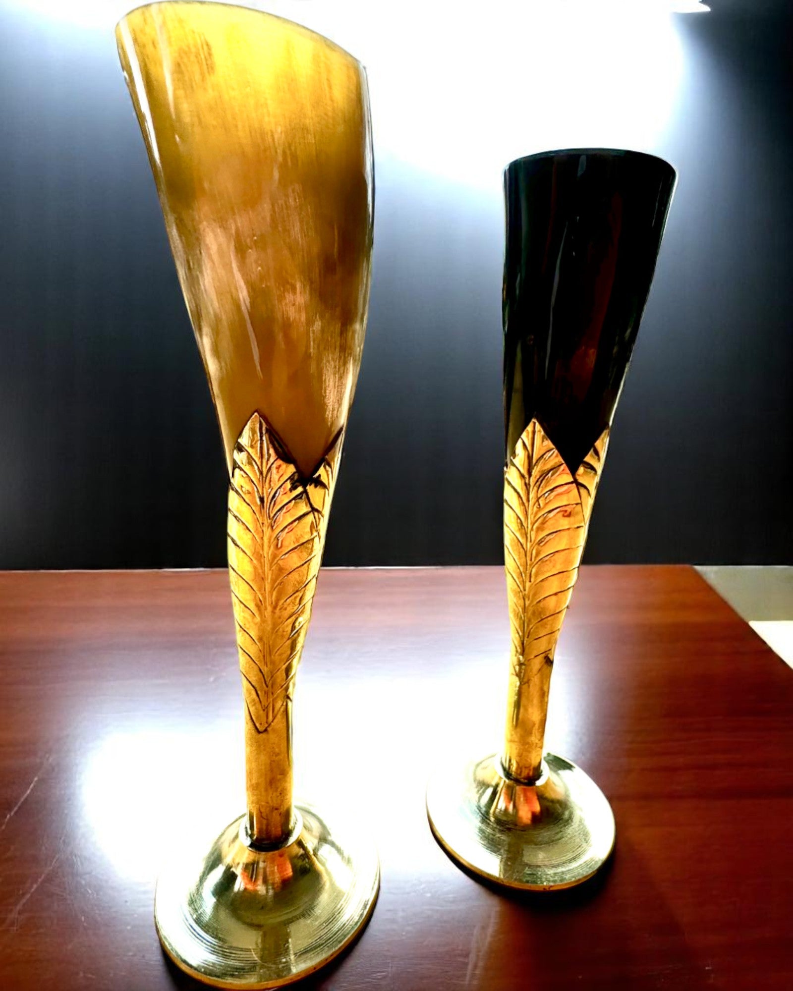 "Spirit of Craft" goblet made of buffalo horn and brass – handcrafted in India, 22 cm, customizable with engraving for a gift