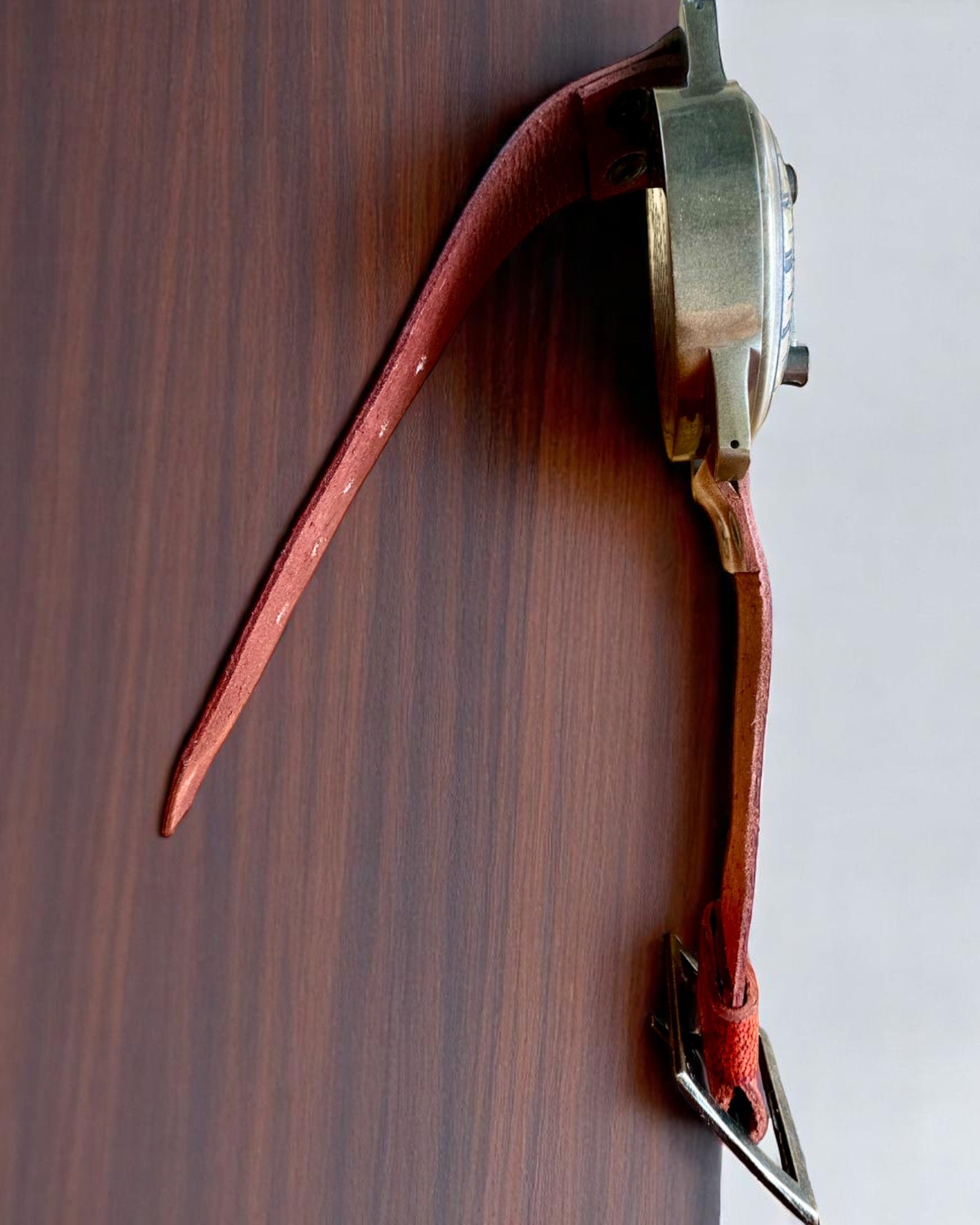 Montre Solaire avec Boussole - Fait Main, Artisanat Authentique, possibilité de gravure