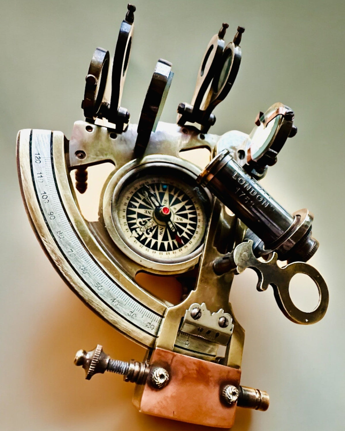 Sextant Premium with Antique Compass - personalization with engraving available