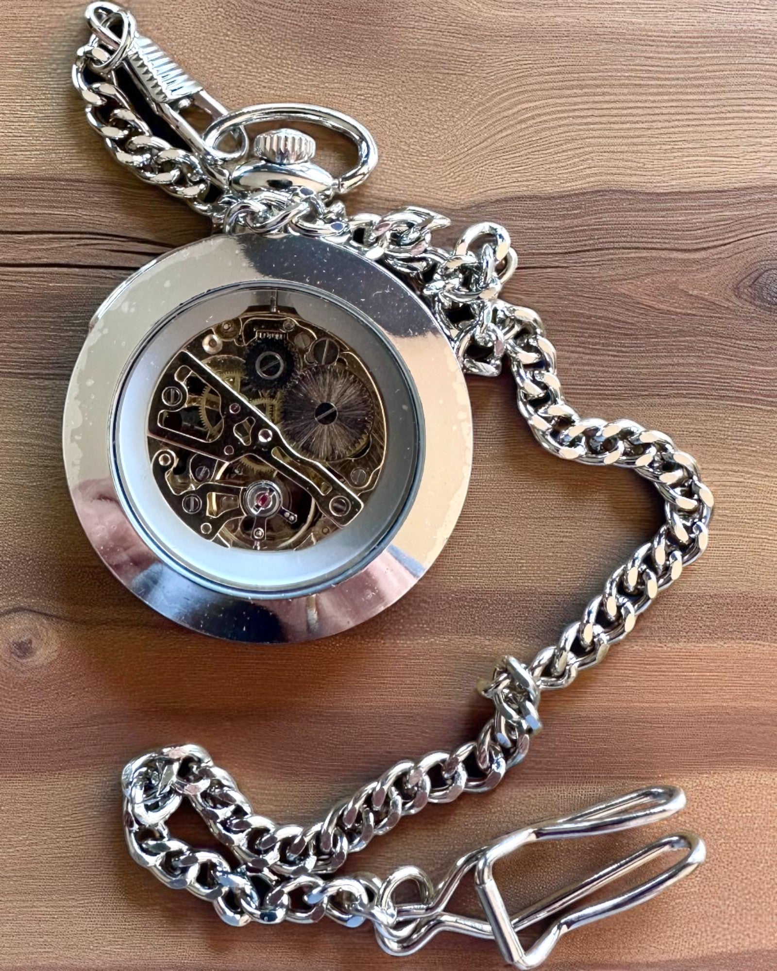 Montre de Poche Mécanique Exclusive Argentée de Style Rétro, Étanche - Élégance pour Chaque Occasion, avec Gravure