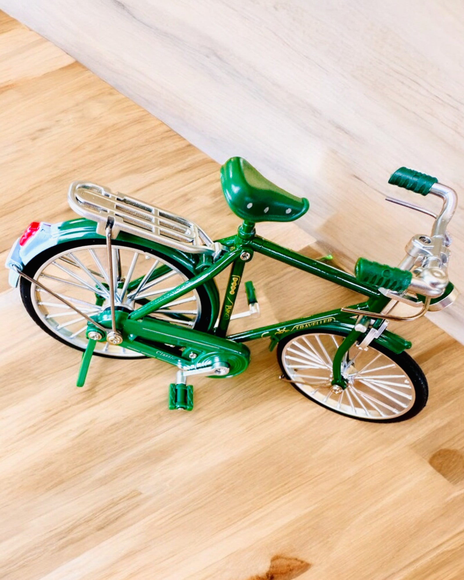 Modell des Fahrrads "Retro Classic" - Miniatur mit Gravur, ideal als Geschenk