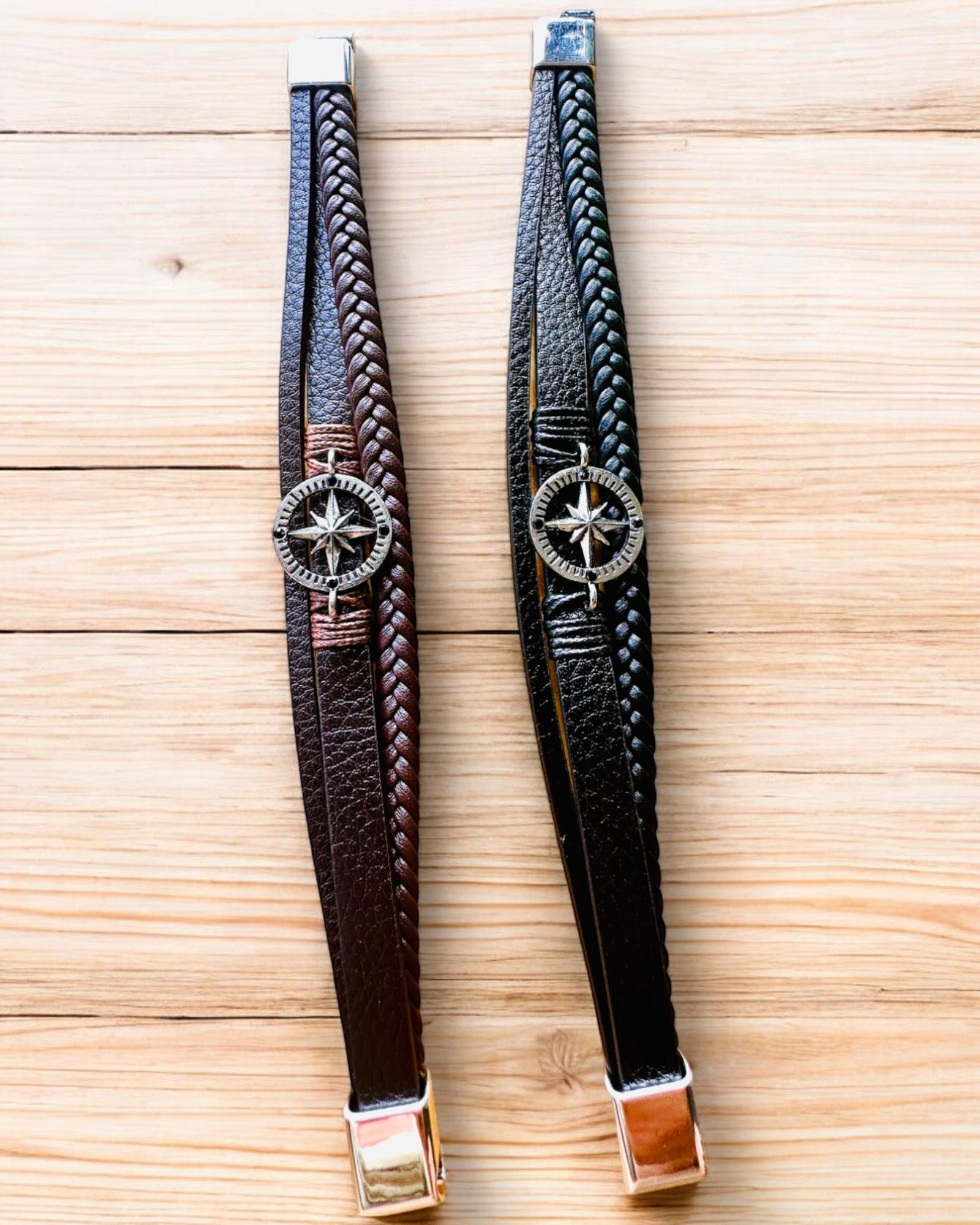 Braccialetto "Compass Adventure" - possibilità di personalizzazione con incisione per regalo, 2 varianti di colore a scelta