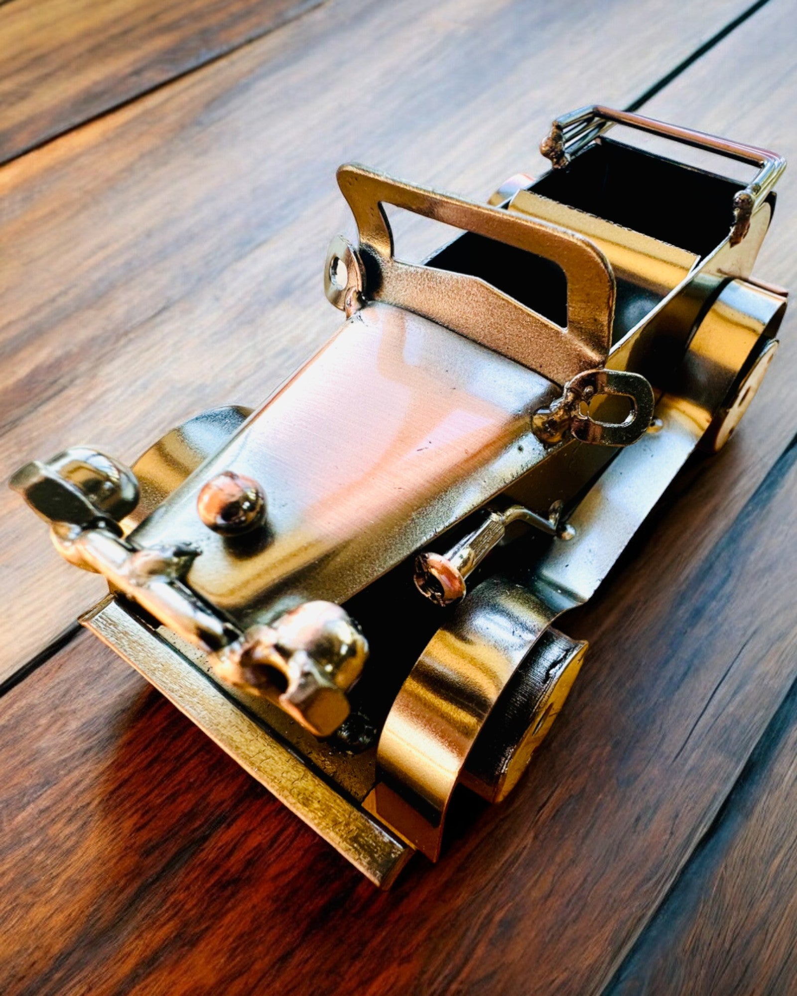 Auto classica retrò, automobile, in ferro - Collezione "Vintage Drive", modello di auto, personalizzazione con incisione per regalo