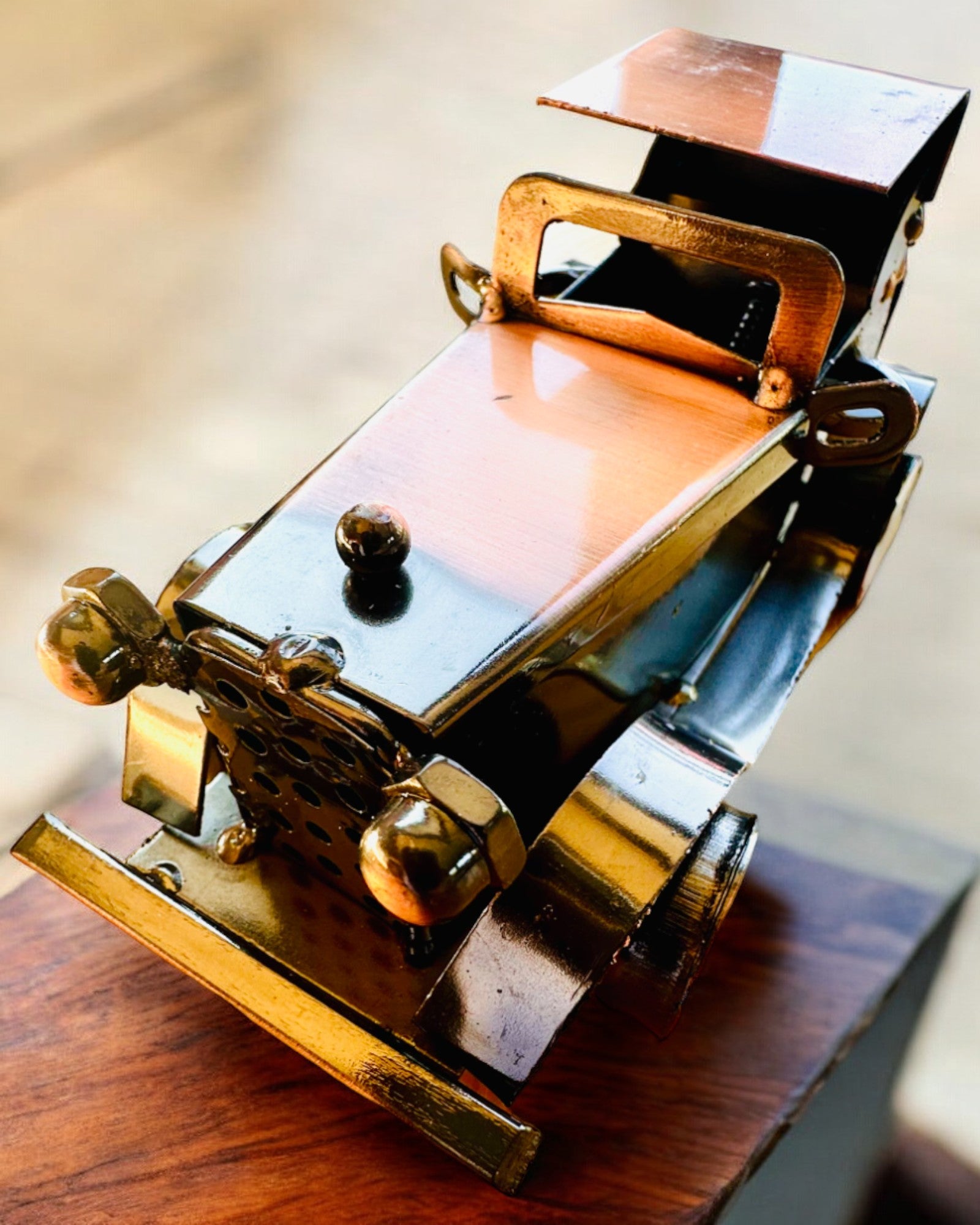 Auto classica retrò, automobile, in ferro - Collezione "Vintage Drive", modello di auto, personalizzazione con incisione per regalo