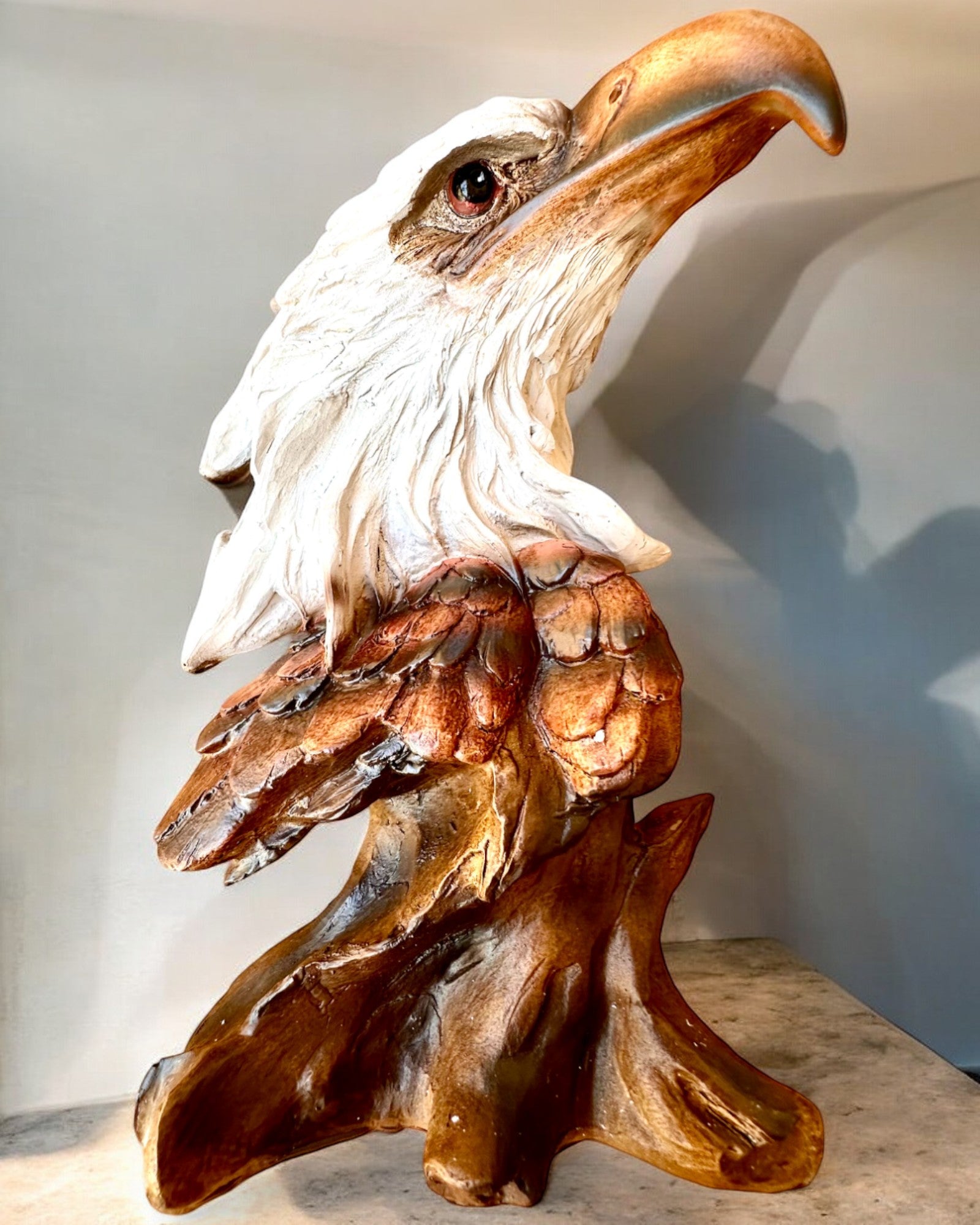 Sculpture d'Aigle de la Liberté en Résine avec Possibilité de Gravure pour cadeau 26.5 cm de hauteur