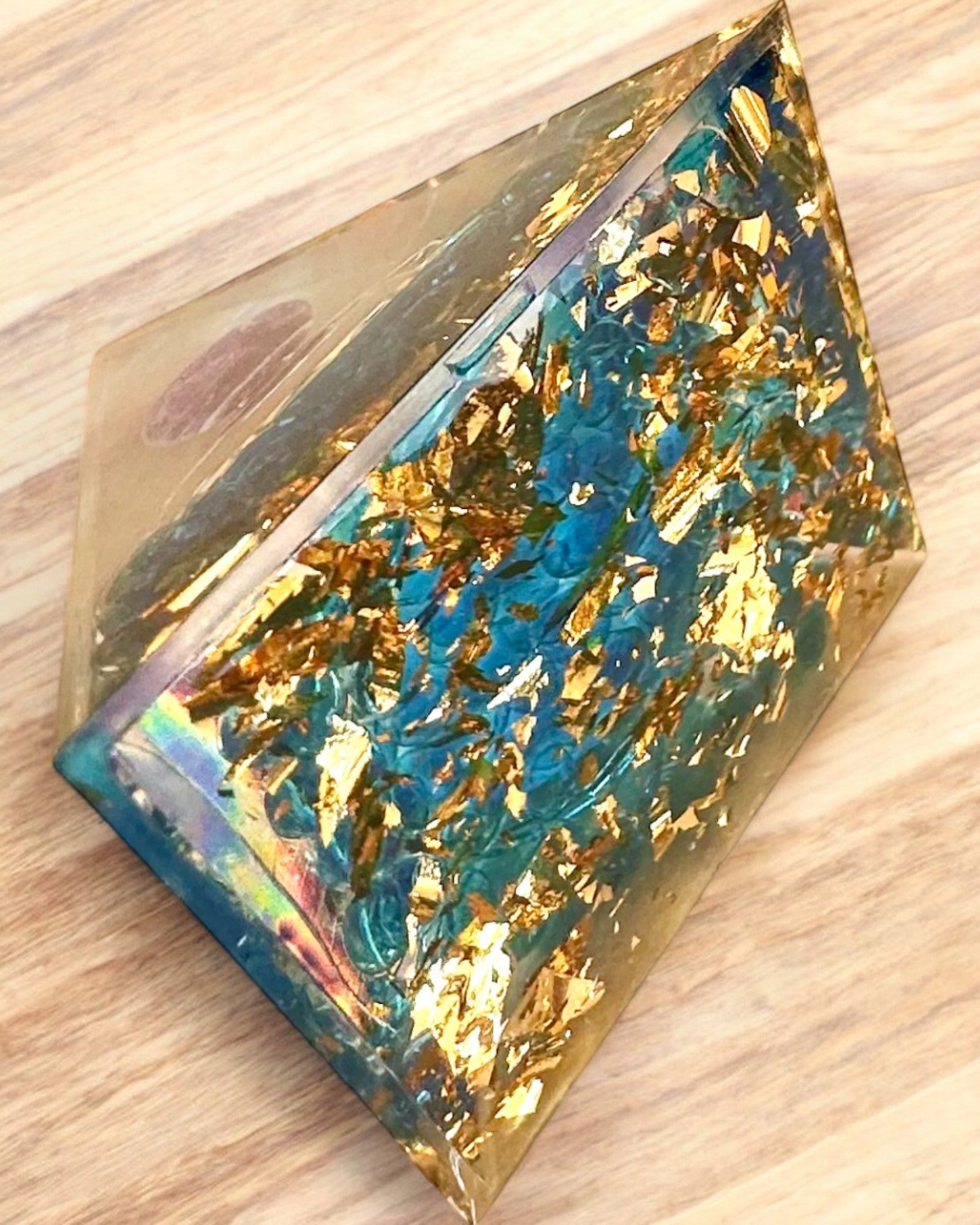 Piramide Energetica orgonite "Mystic Aura"