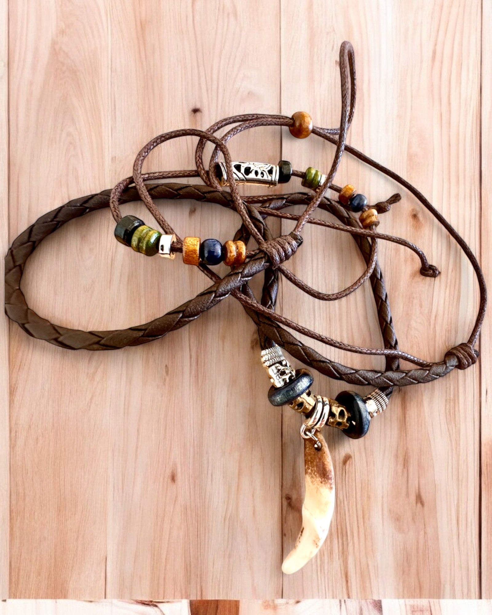 Wilczy Ząb - Collier de Puissance - possibilité de personnalisation avec gravure pour cadeau