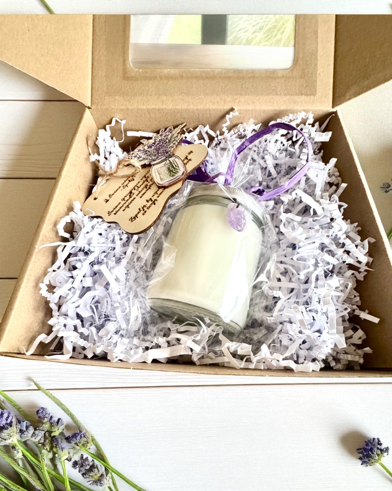 Amethyst Intentional Soy Candle – peace, harmony and purification, 250 ml, option for personalization as a gift