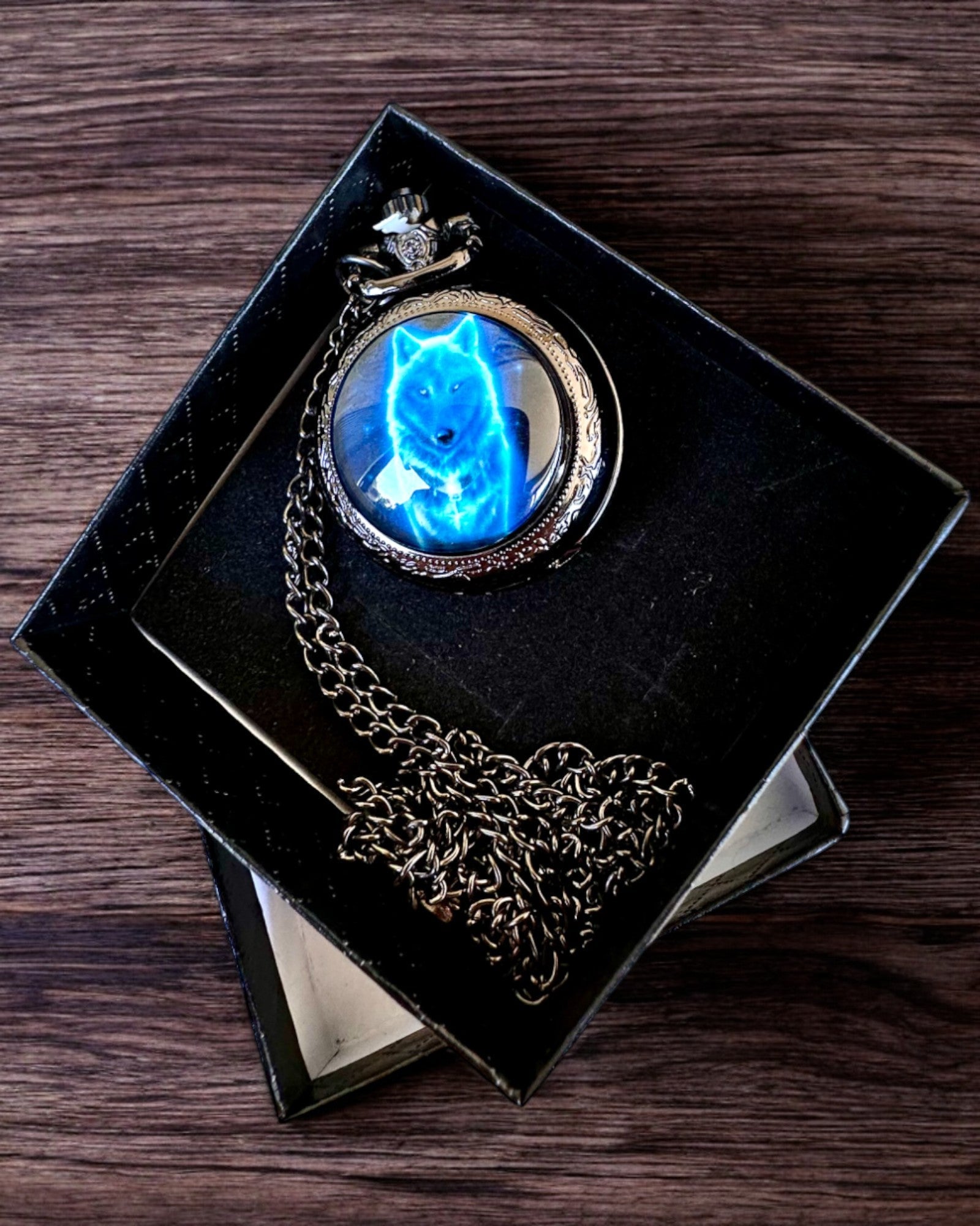 Montre de Poche Lunar Wolf – Horloge du Loup Lunaire, possibilité de personnalisation avec gravure pour cadeau