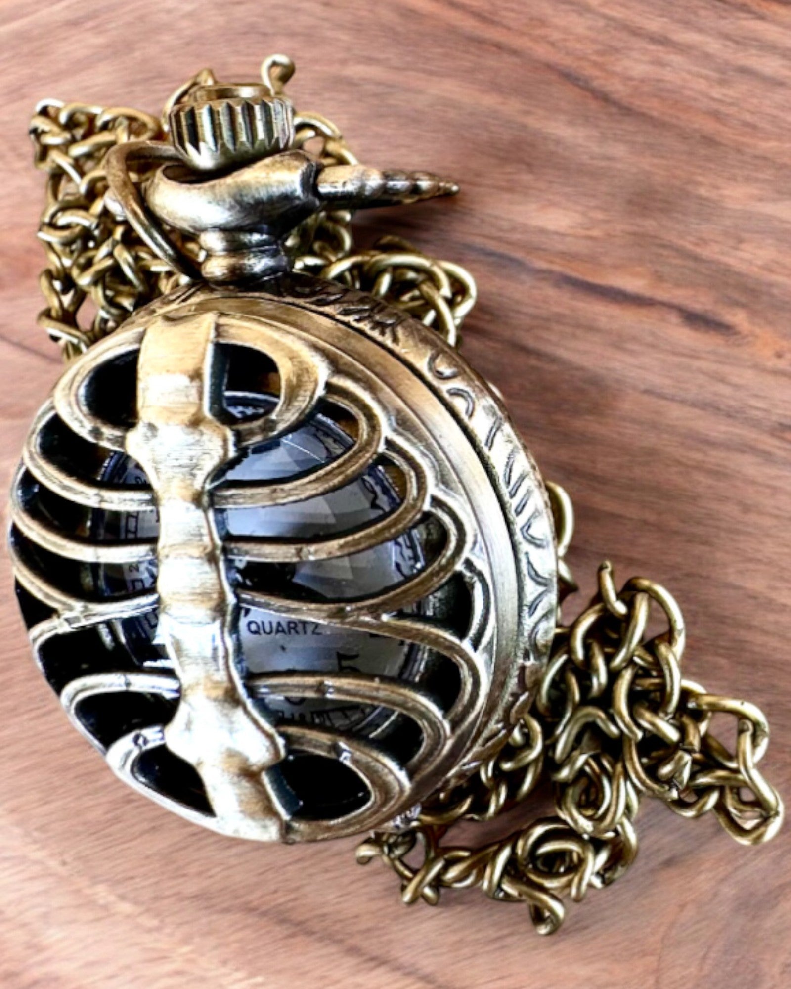 Pocket watch "Rybia Łuska" with engraving option for a gift