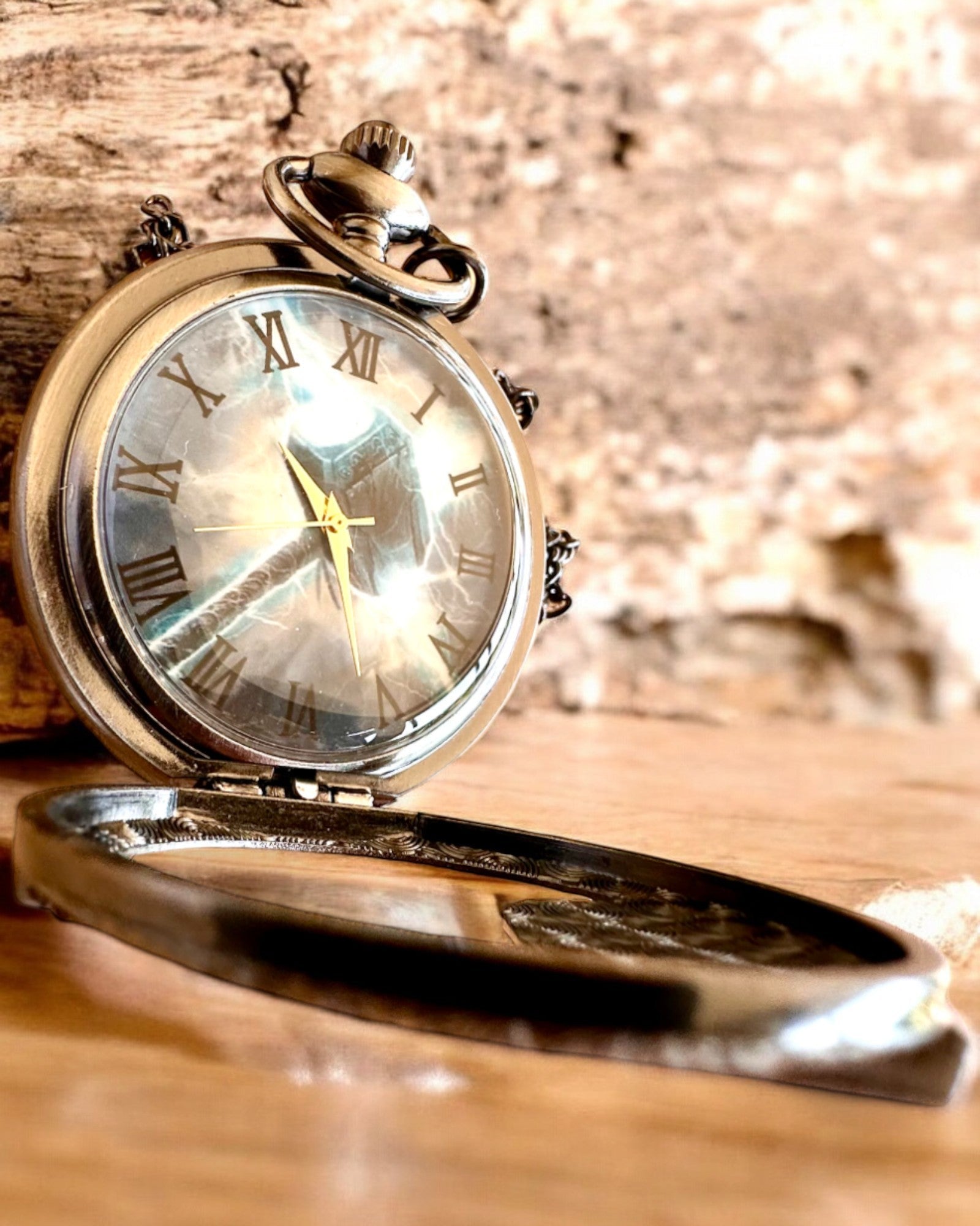 Time Hammer - Pocket Watch, customizable with engraving for a gift