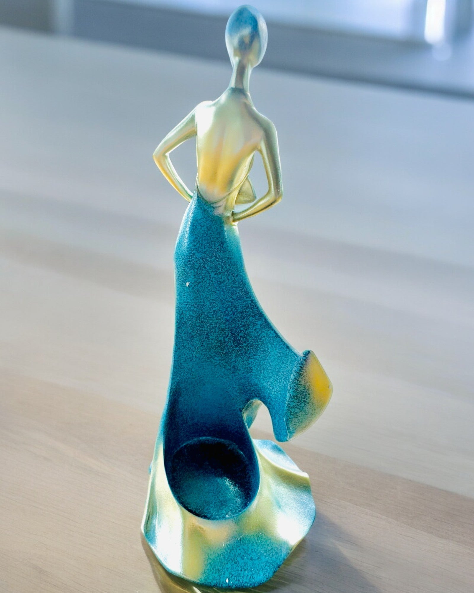 Élégant Porte-Bouteille - Statue de Dame - personnalisation par gravure, 2 variantes au choix