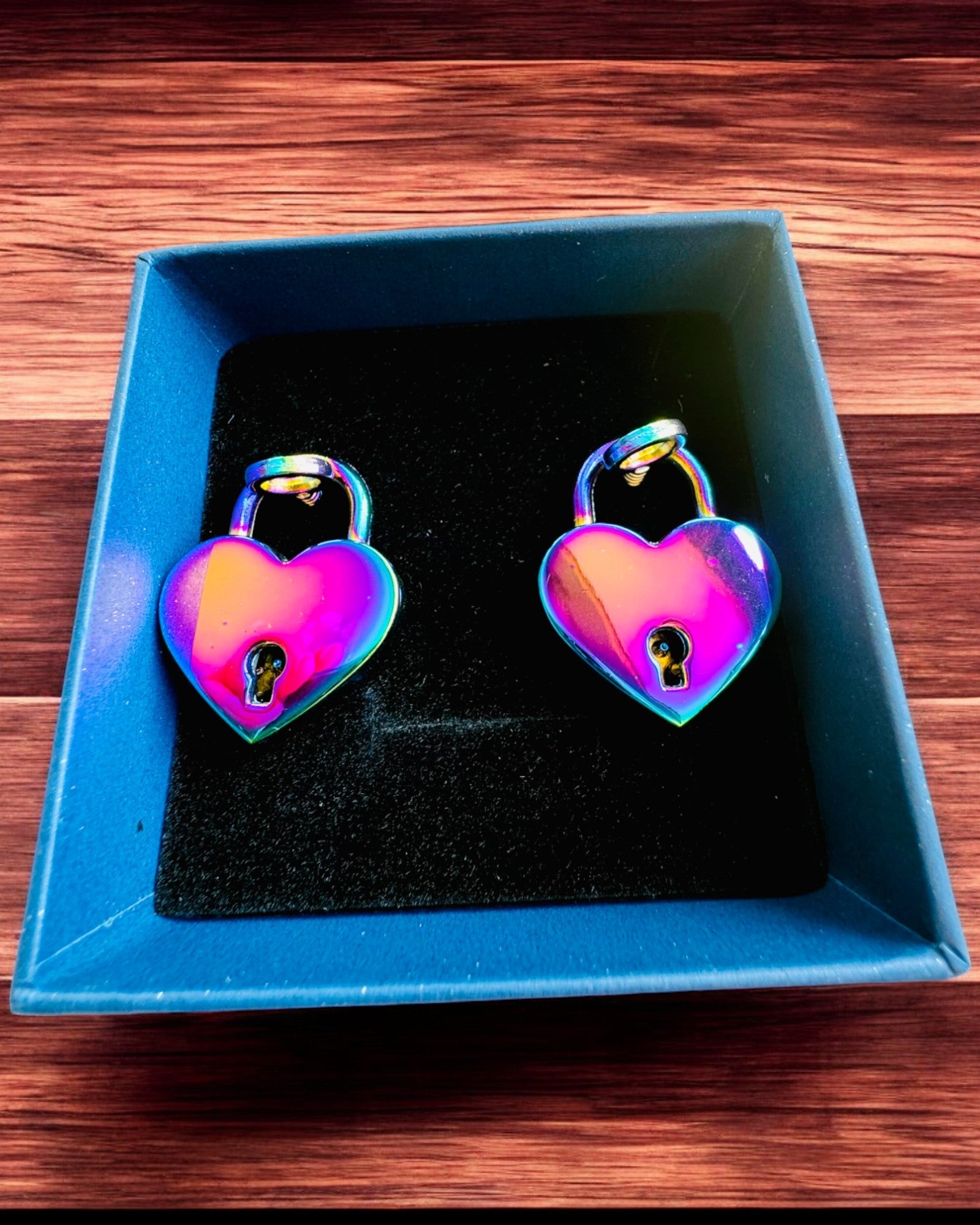 Mini Lucchetti d'Amore a Forma di Cuore DeLuxe, Set di 2 lucchetti con chiavi, 6 varianti tra cui scegliere, possibilità di personalizzazione con incisione per regalo