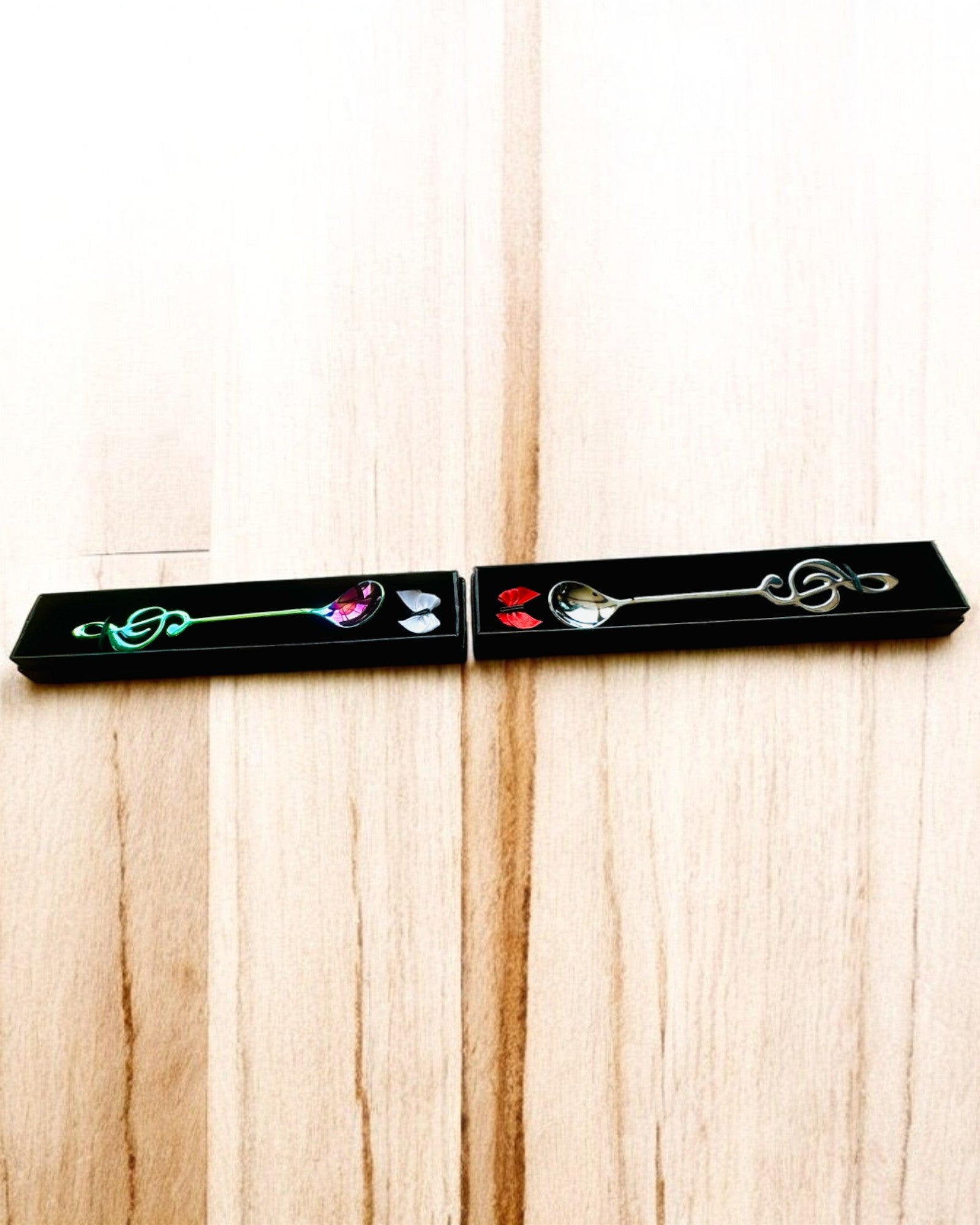 Cucchiaino Elegante con Chiave di Violino – Personalizzato per regalo, 2 varianti di colore a scelta