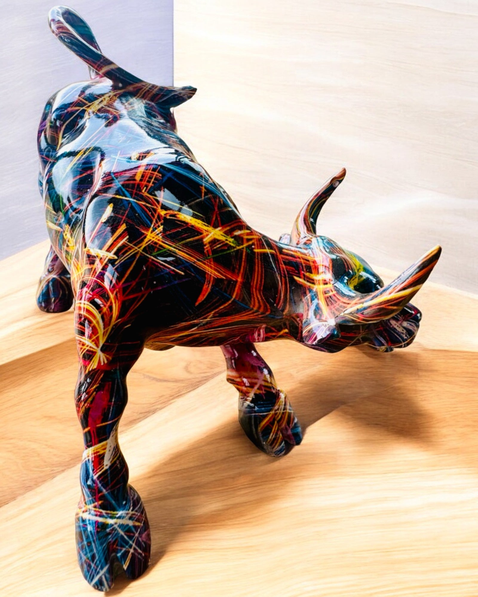 Sculpture Taureau Décoratif "BullArt" – Art Unique avec Option de Gravure - 4 variantes de couleur, pour un cadeau personnalisé