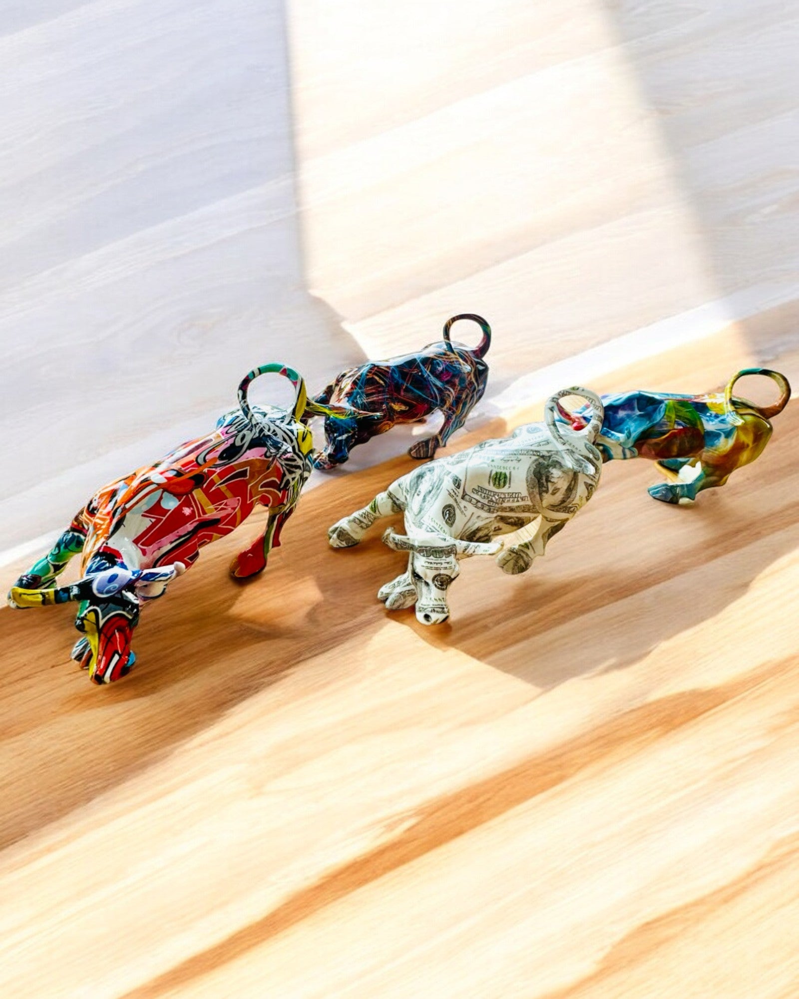 Sculpture Taureau Décoratif "BullArt" – Art Unique avec Option de Gravure - 4 variantes de couleur, pour un cadeau personnalisé