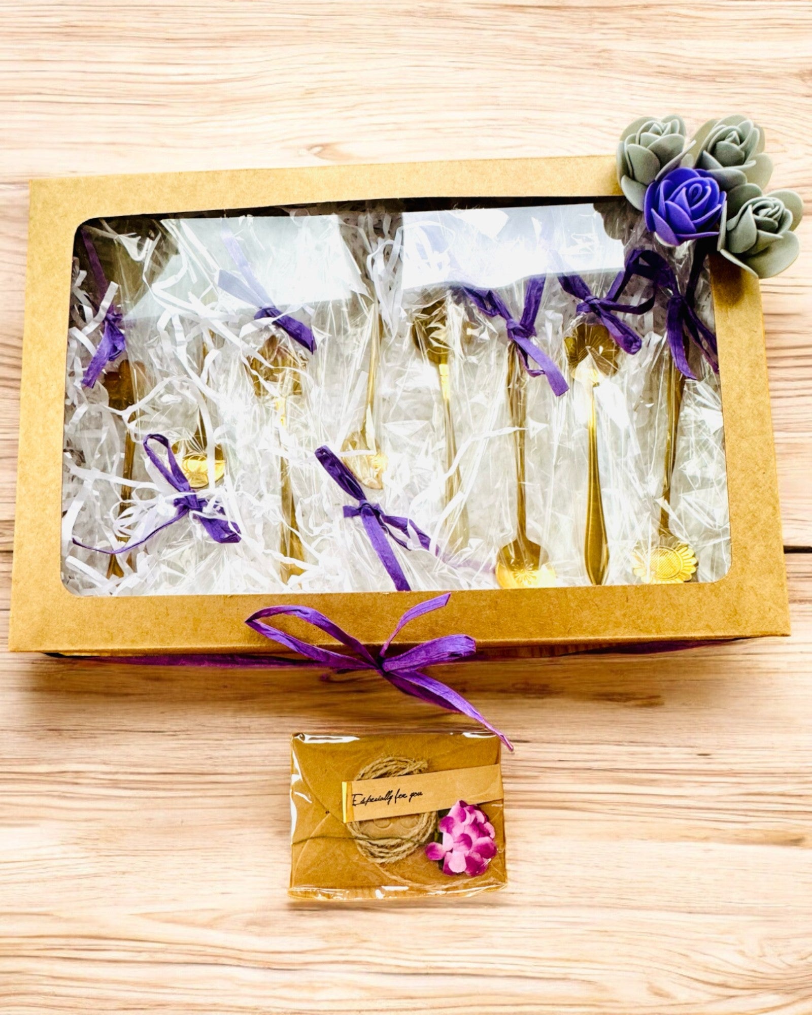 Set di Cucchiaini "Rapsodia Floreale" - personalizzazione con incisione per regalo, 2 varianti a scelta