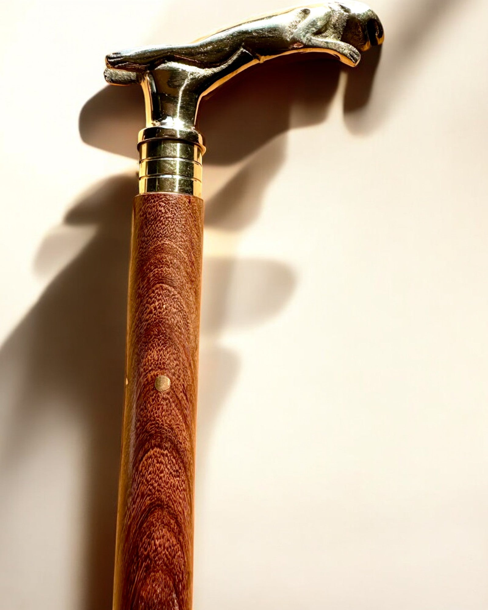 Bastone da passeggio "Jaguar Elegance" in legno di mango - possibilità di personalizzazione con incisione