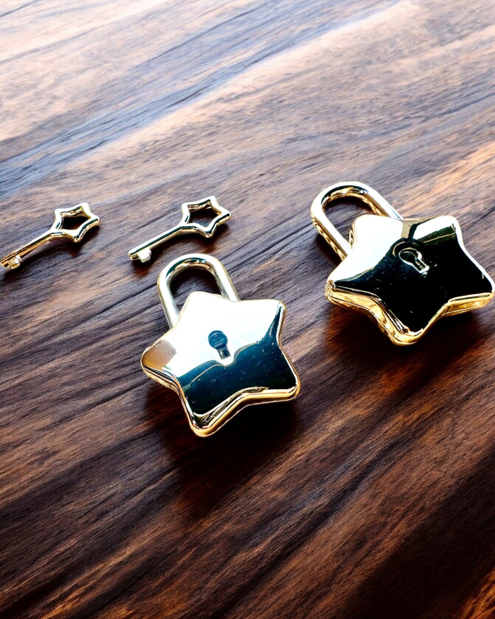 2 Sternen-Mini-Schlösser mit Gravur – Sichern Sie Ihre Träume, personalisiert als Geschenk, 2 Farbvarianten zur Auswahl