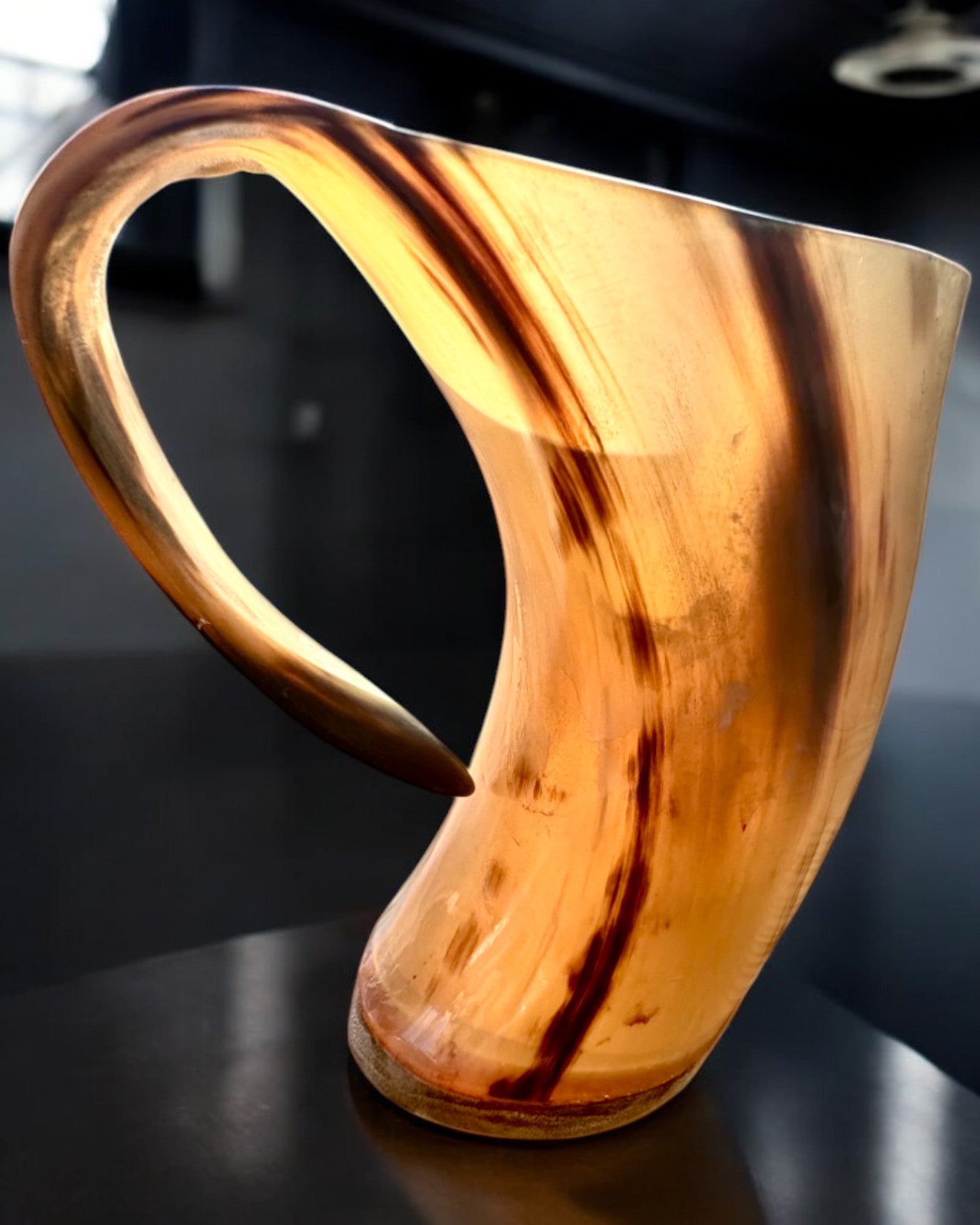 Compatto, 350 ml, Boccale Intagliato Capolavoro con possibilità di personalizzazione con incisione - 2 varianti di colore