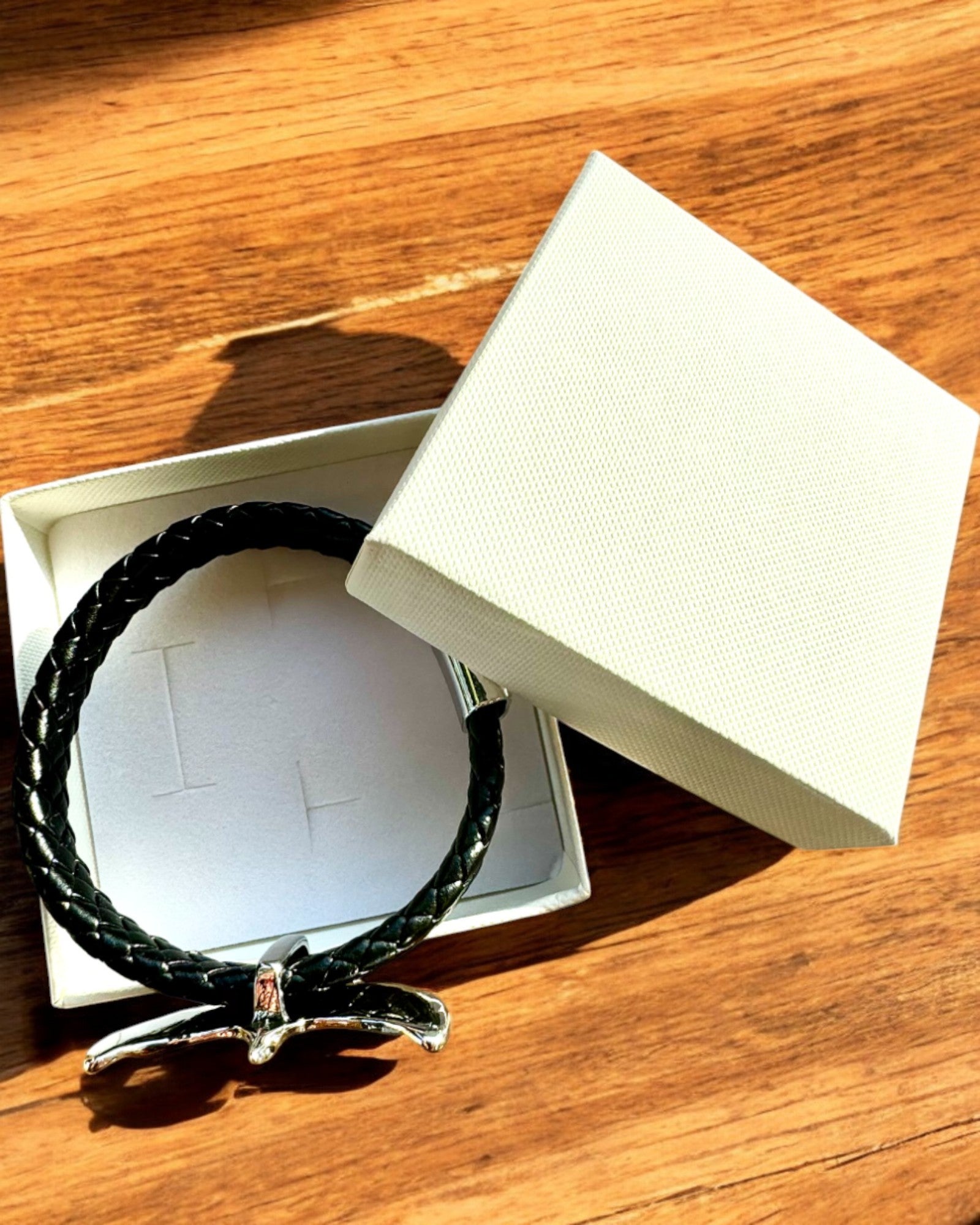 Bracciale da Uomo "SkyRider" – Stile in Pelle con Carattere - possibilità di personalizzazione con incisione