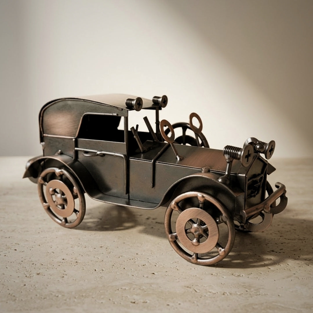 Metallmodell eines Retro-Automobils Autodekoration Vintage - Q87