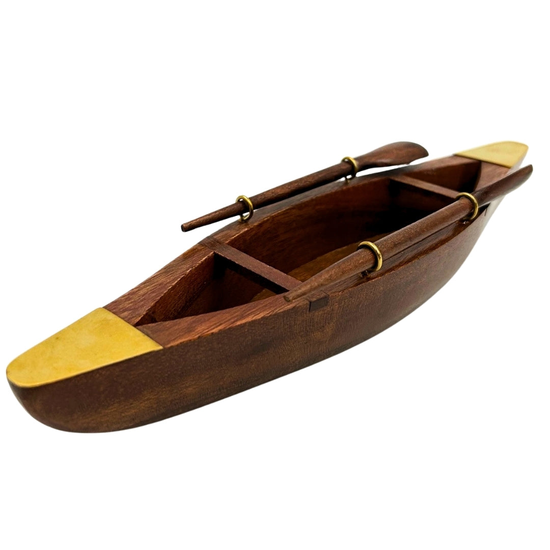 Elegant Wooden Boat Model 25 cm - Desk Decoration with Brass Elements - Ideal Gift for a Sailor with Engraving Personalization Option - Nautical and Retro Style