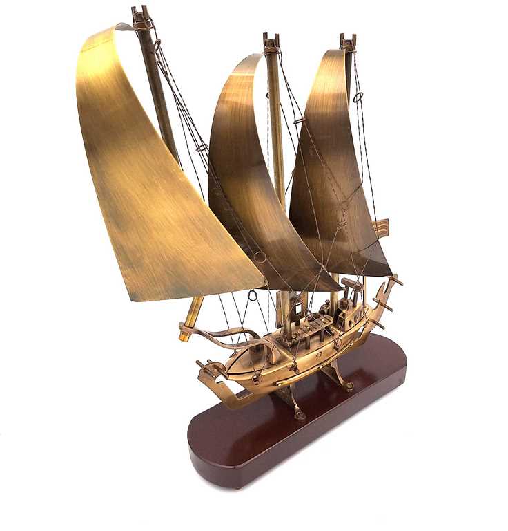Großes Messingschiff auf Holzsockel - 38cm - N-3615B
