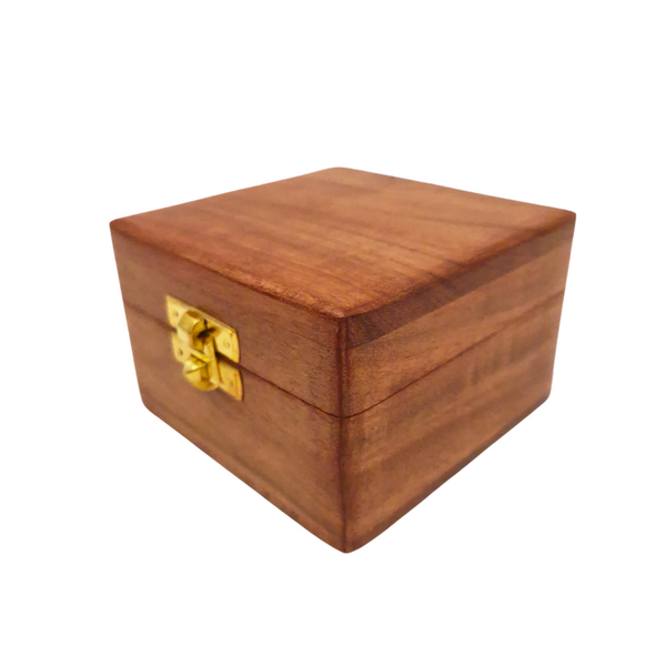 Holzschachtel 6 x 6 x 4 cm - DNU-017