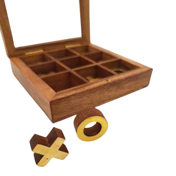Tic-Tac-Toe in Schachtel mit Glasdeckel - DNU-004