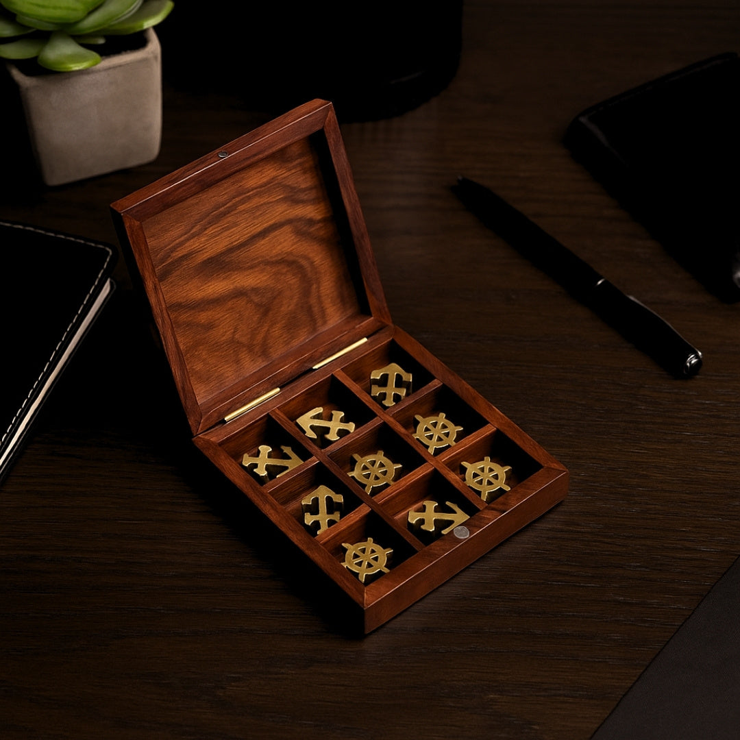 Wooden Nautical Tic-Tac-Toe with Engraving - Personalized Gift for a Sailor, Dimensions 10x10 cm, Elegant Design with Brass Accents