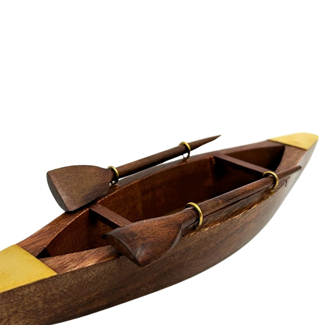 Elegant Wooden Boat Model 25 cm - Desk Decoration with Brass Elements - Ideal Gift for a Sailor with Engraving Personalization Option - Nautical and Retro Style