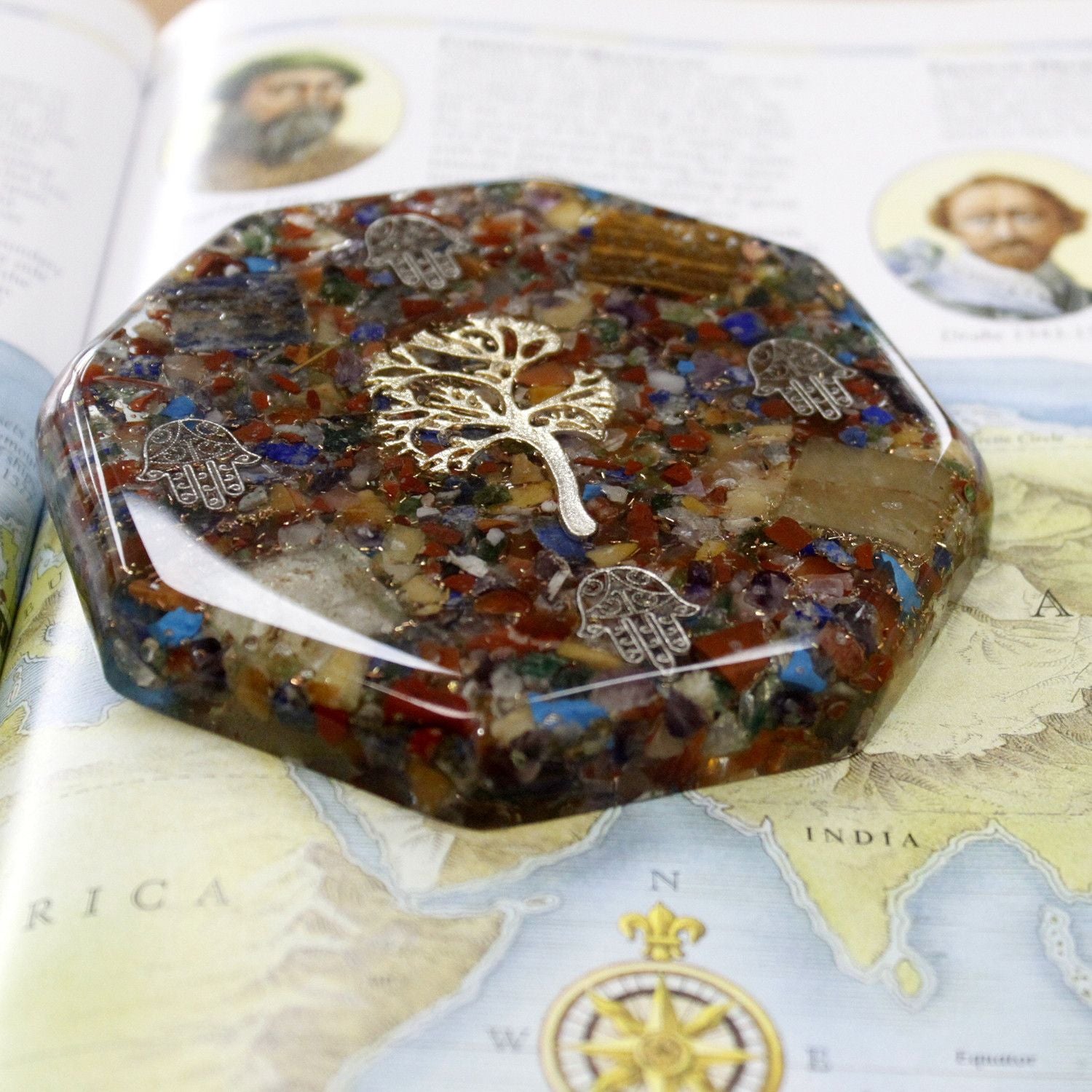 Orgonite Desk Power Pack - Tree of Life - Large - Handmade with Gemstones and Copper - Perfect Gift - Dimensions 11 cm x 1.5 cm - Protection from Electromagnetic Pollution - Symbol of Harmony and Energy