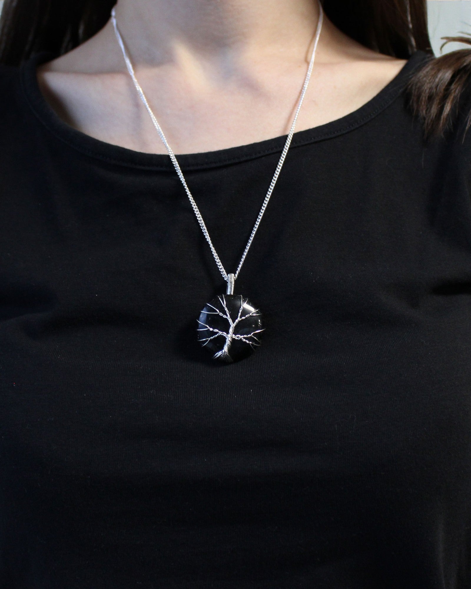 Arbre de protection – Collier avec onyx noir et Arbre de Vie