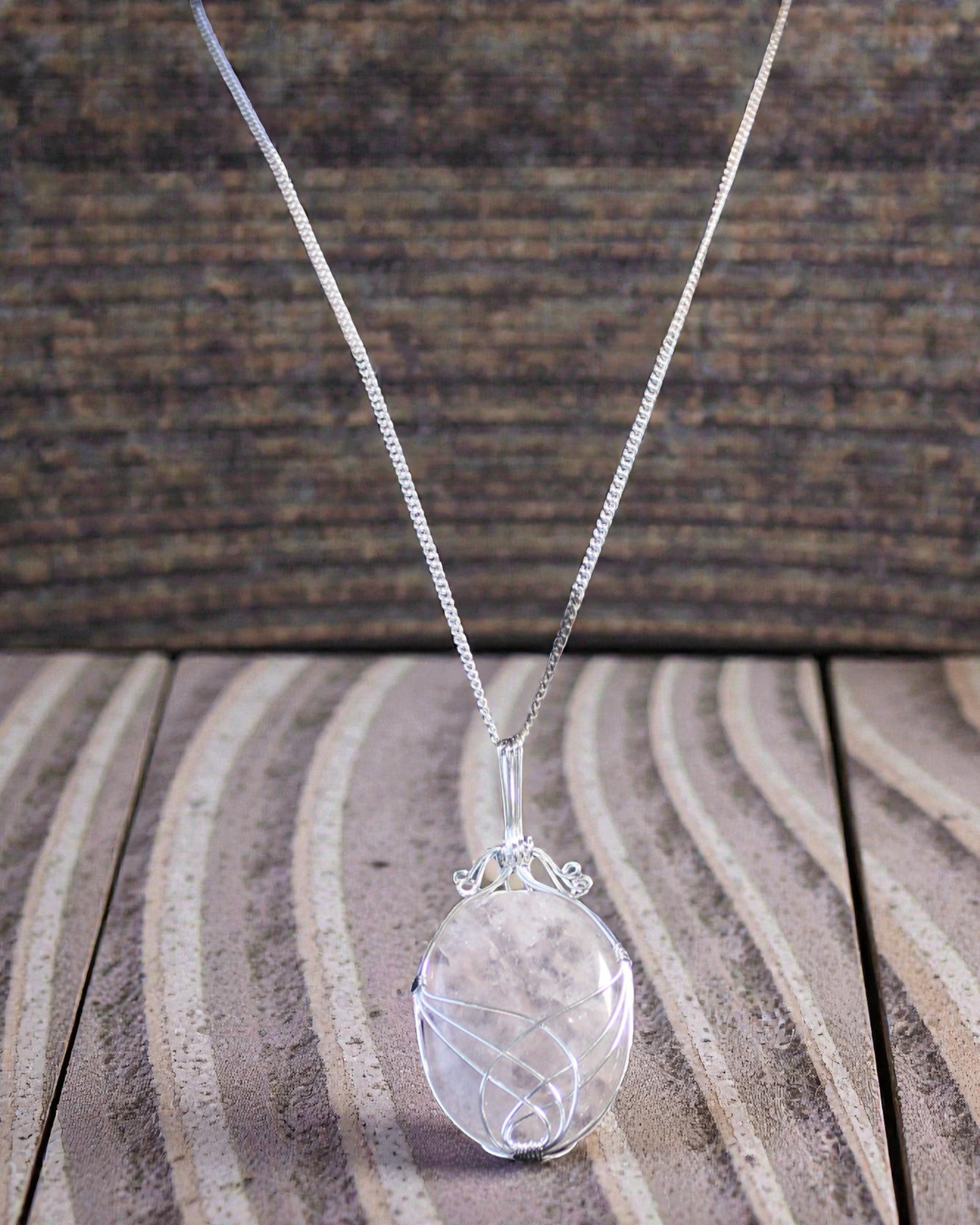 Zawijas Światła – Naszyjnik z Opalitem