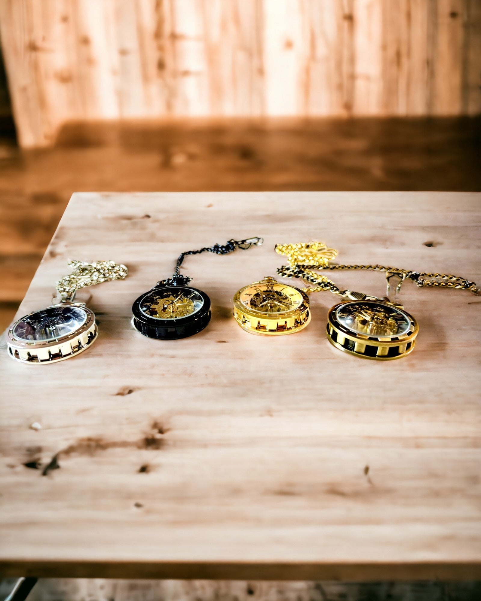 Retro Taschenuhr – Mechanischer Luxus im Vintage-Stil, Farbe Gold, Personalisierung mit Gravur