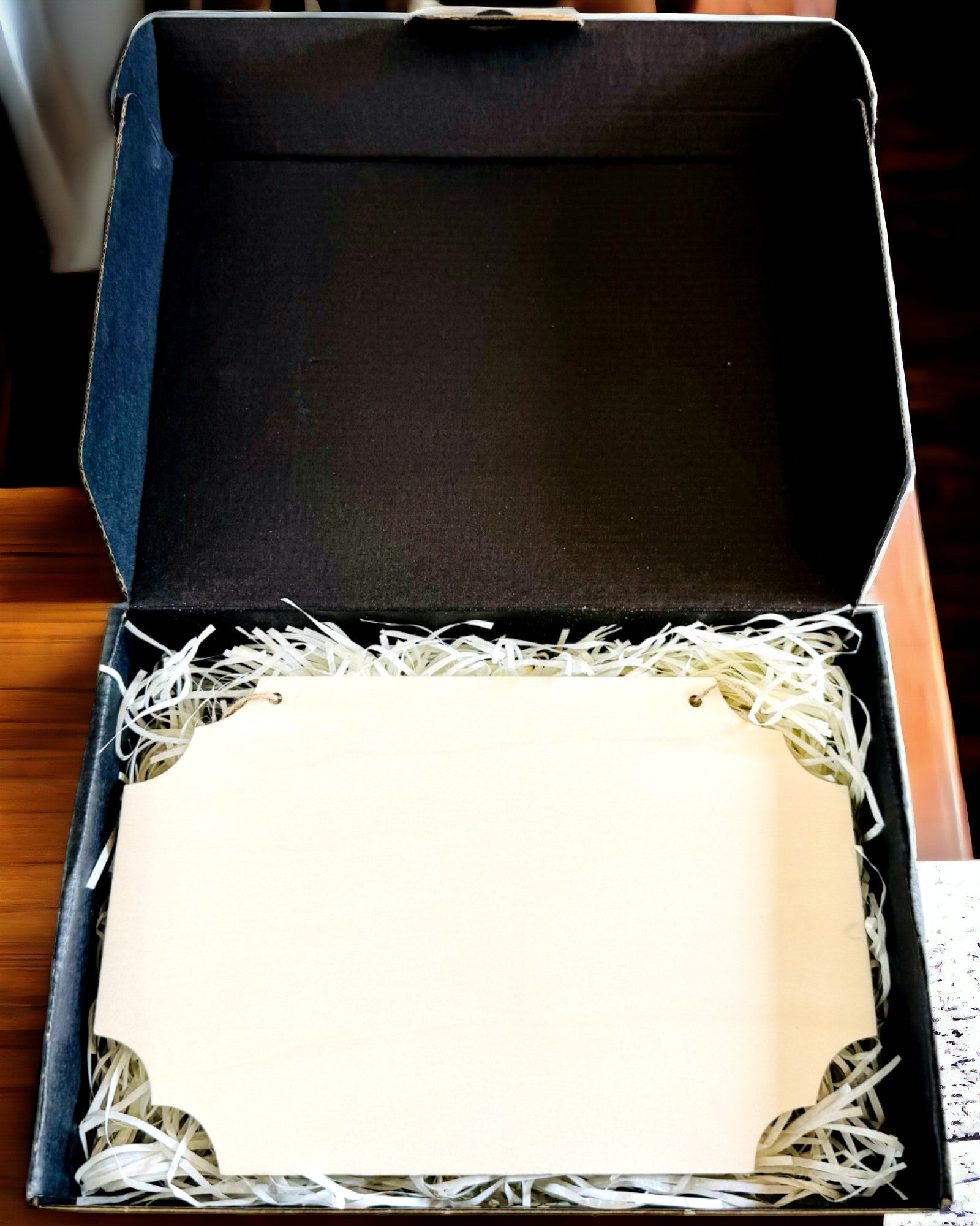 Ciondolo Decorativo in Legno Personalizzabile – Vari Formati