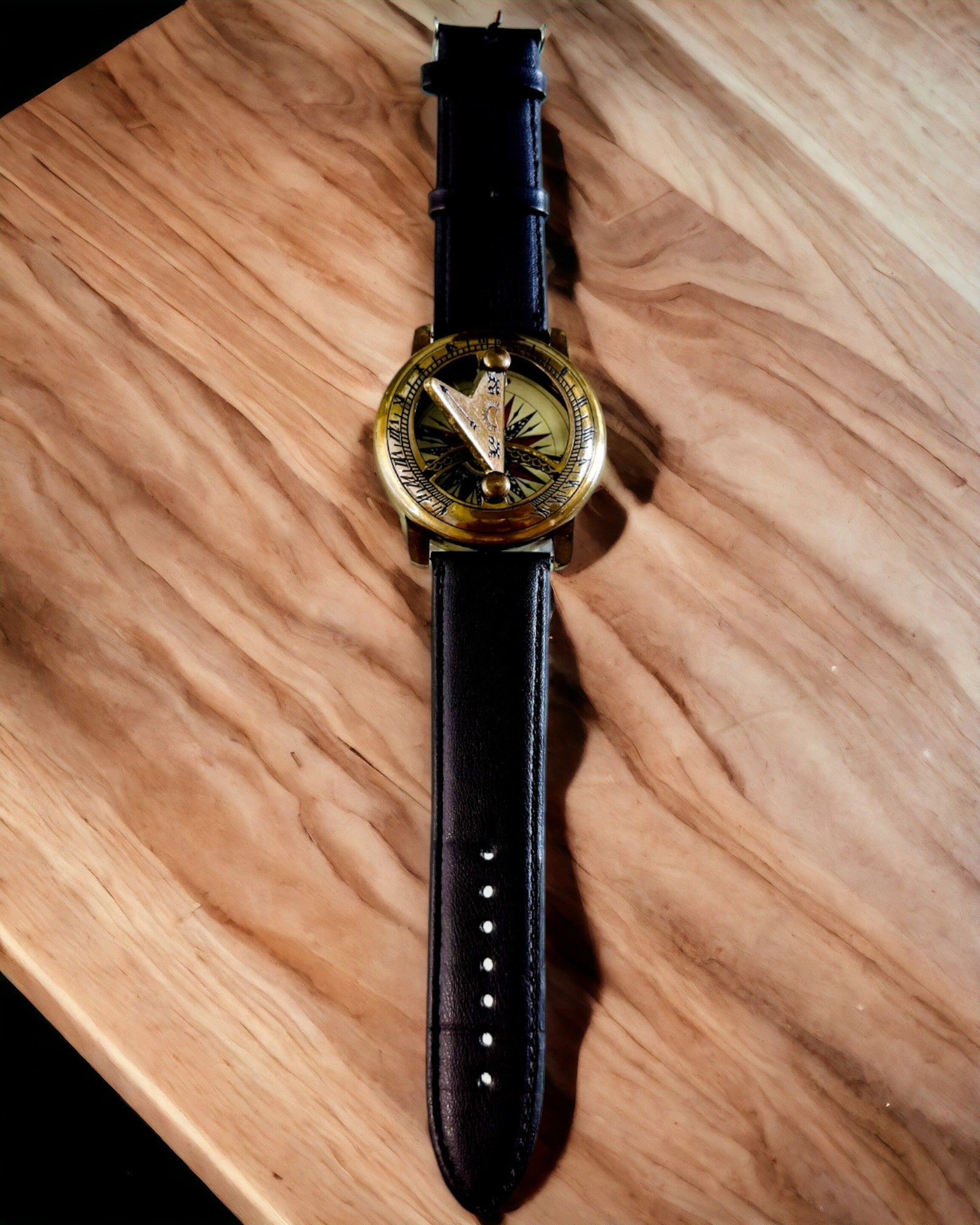 Montre Solaire avec Boussole - Fait Main, Artisanat Authentique, possibilité de gravure