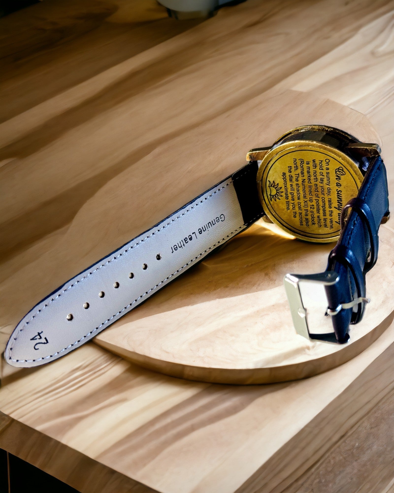 Montre Solaire avec Boussole - Fait Main, Artisanat Authentique, possibilité de gravure