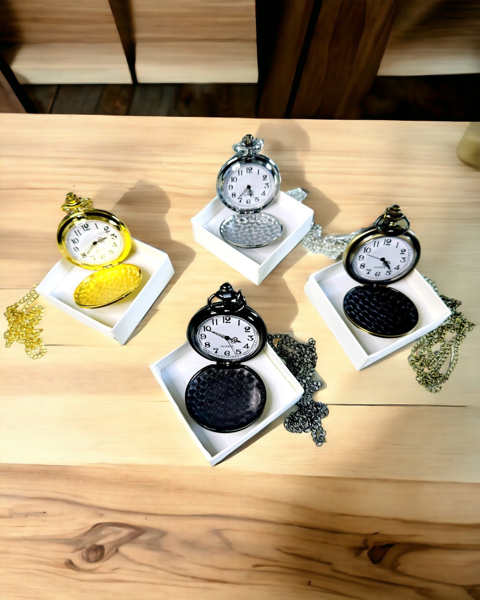 Montre de poche noire "Klasyczny Elegans" avec possibilité de gravure