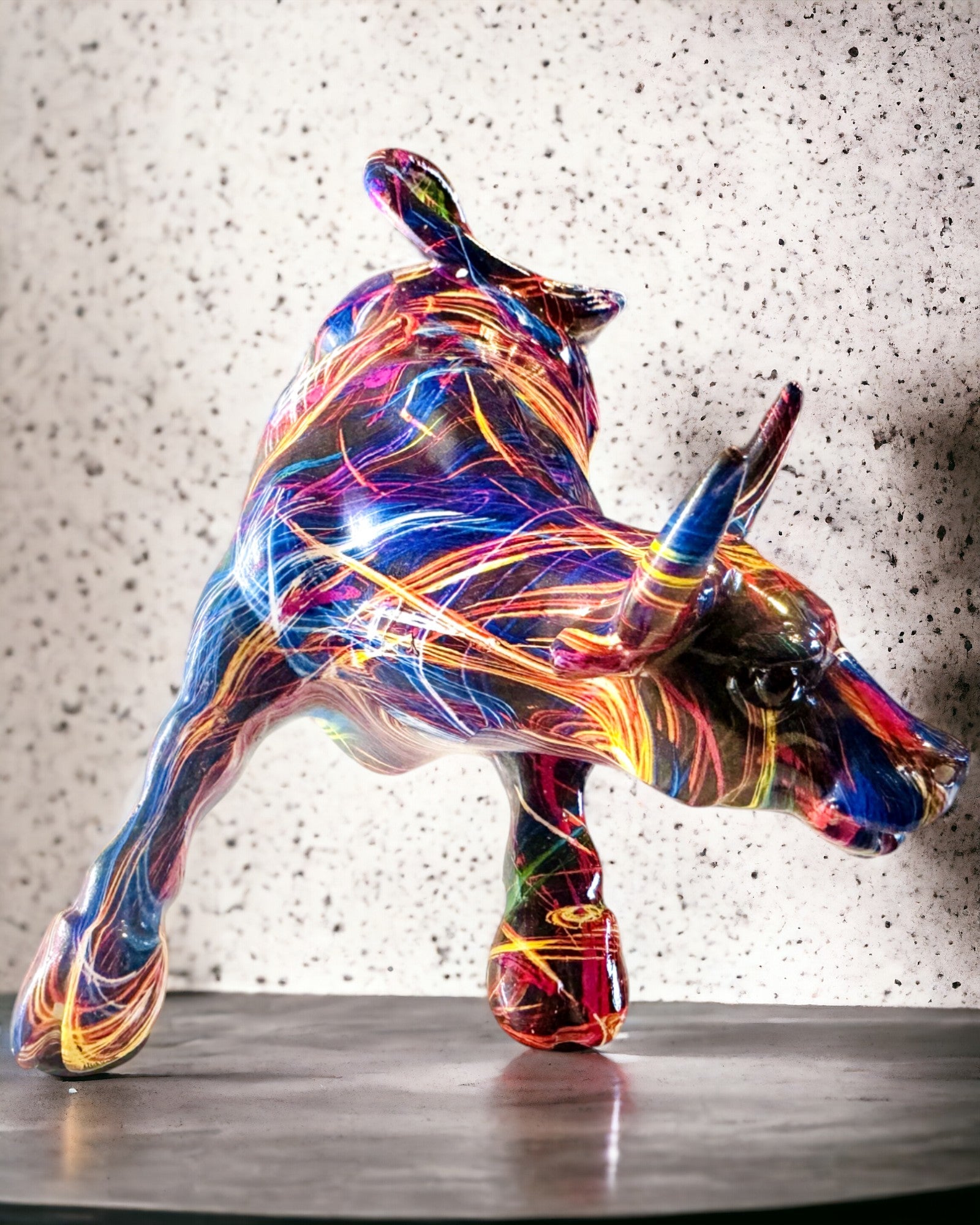 Sculpture Taureau Décoratif "BullArt" – Art Unique avec Option de Gravure - 4 variantes de couleur, pour un cadeau personnalisé