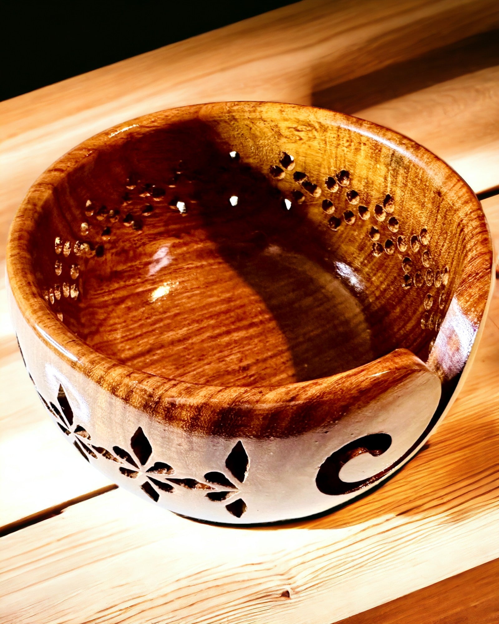 Bowl "Indyjskie Rękodzieło" - Premium, Handcrafted with Engraving Option
