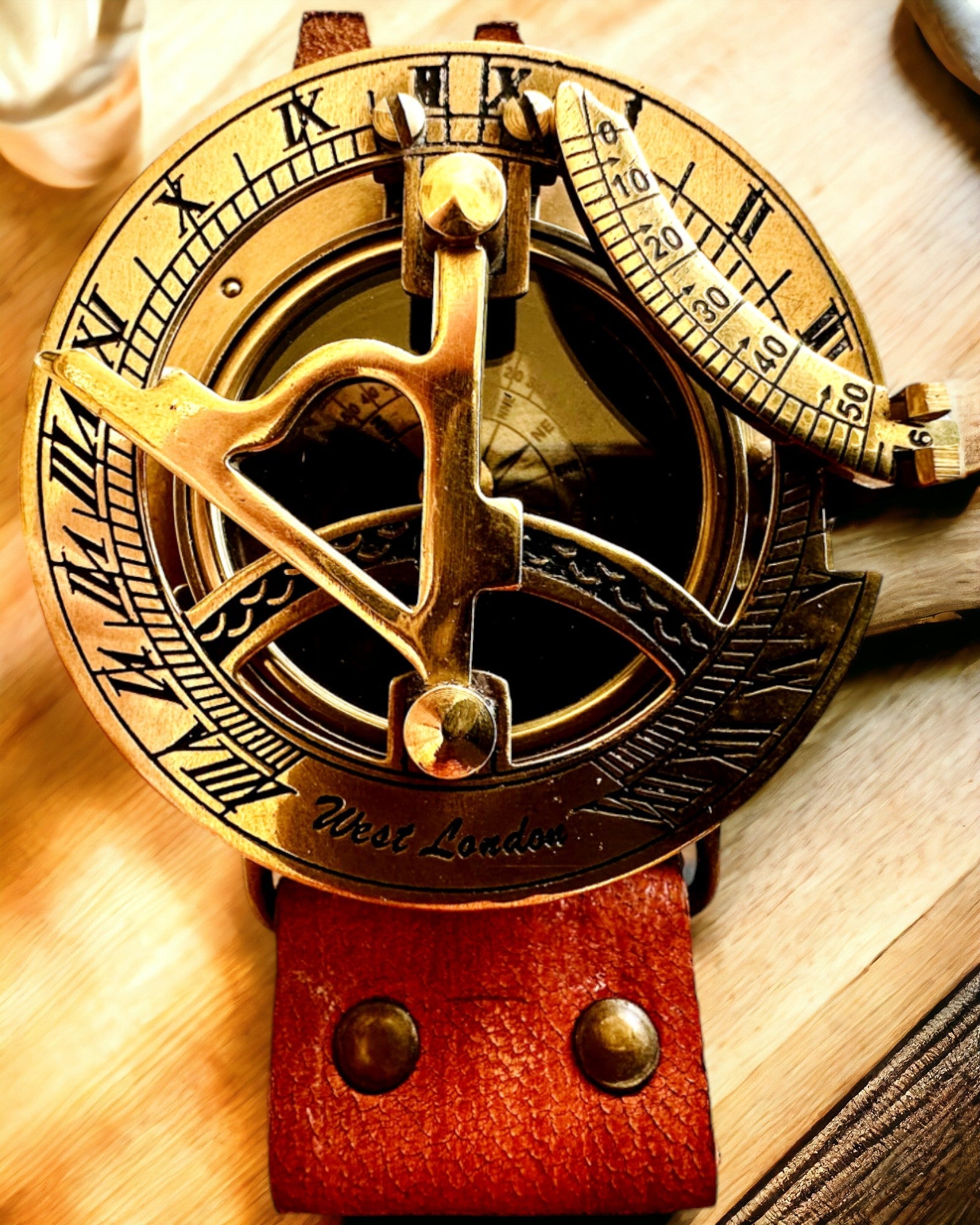 Orologio Solare "Antico Compasso", orologio da polso con bussola, possibilità di personalizzazione con incisione
