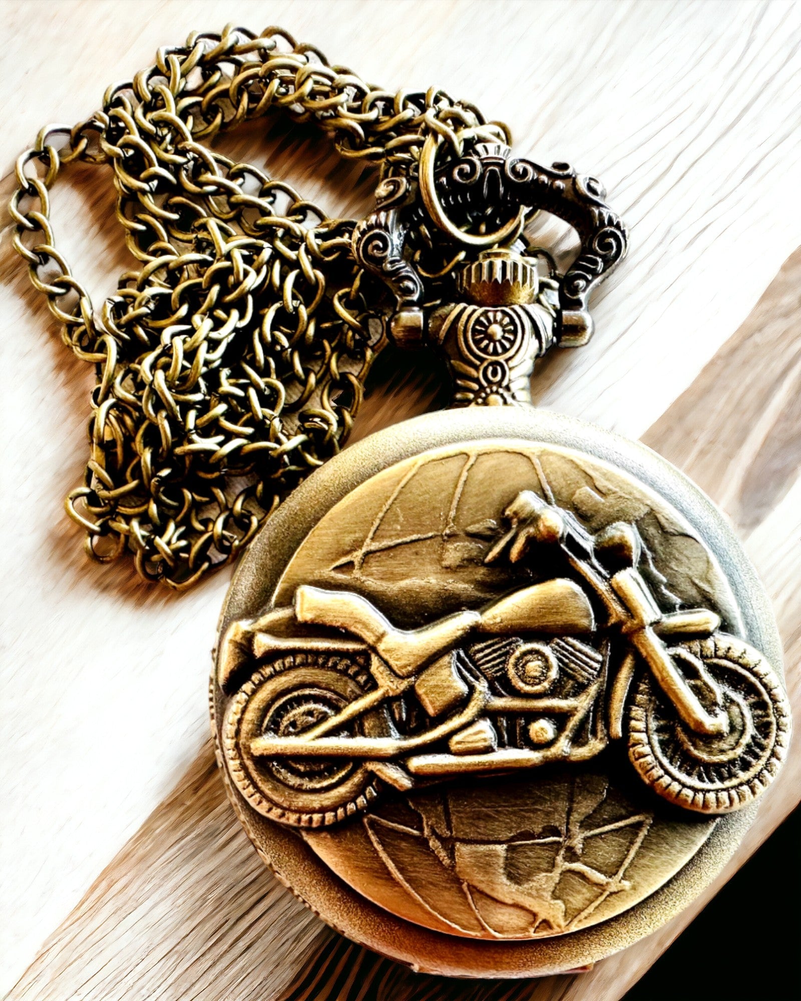 Montre de Poche "Motocyklowy Elegancik" – Gravure