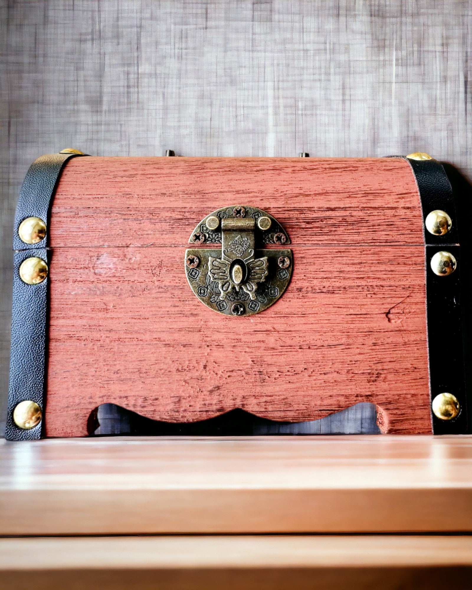 Magic Treasure Chest - Piggy Bank, personalization with engraving