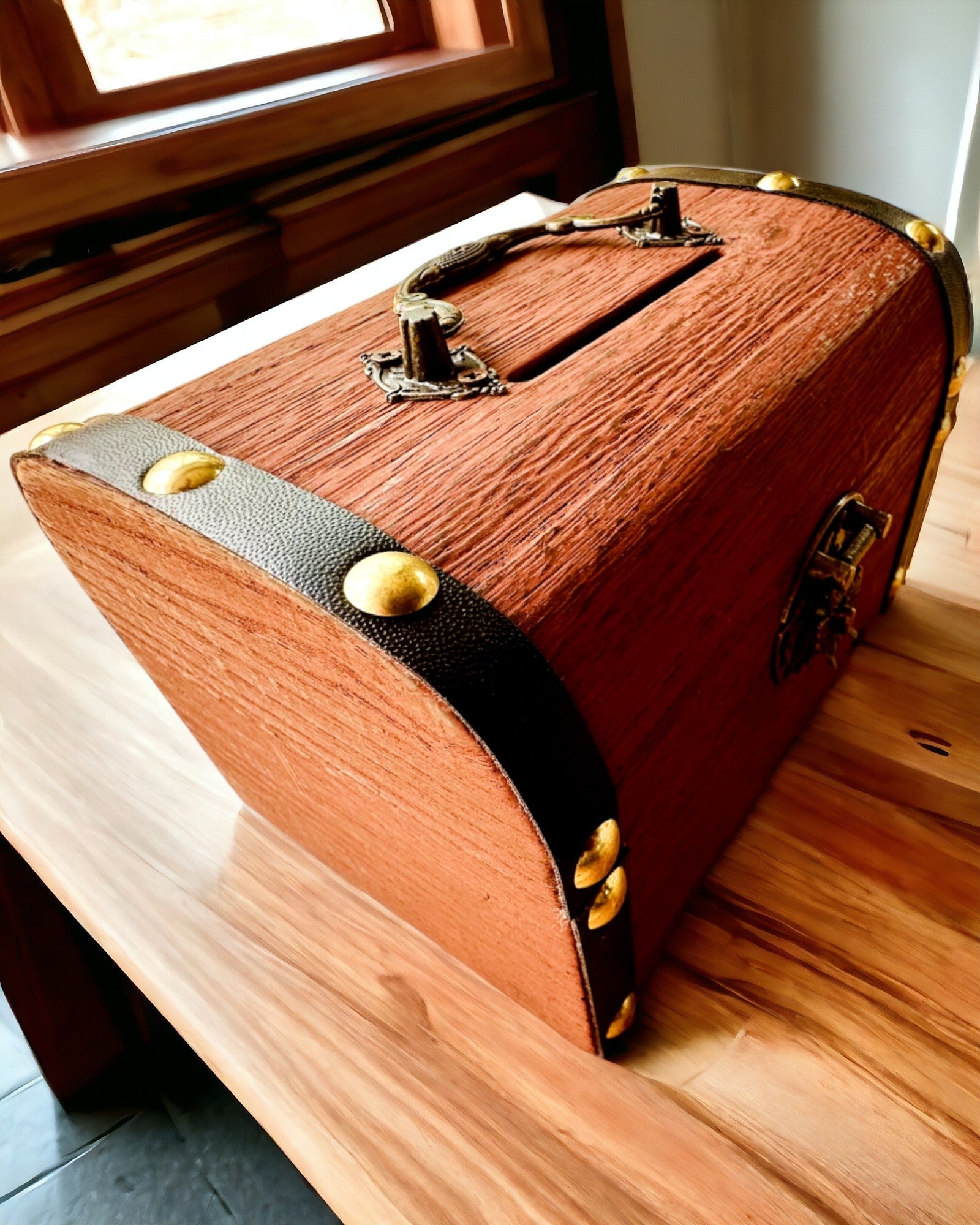 Magic Treasure Chest - Piggy Bank, personalization with engraving