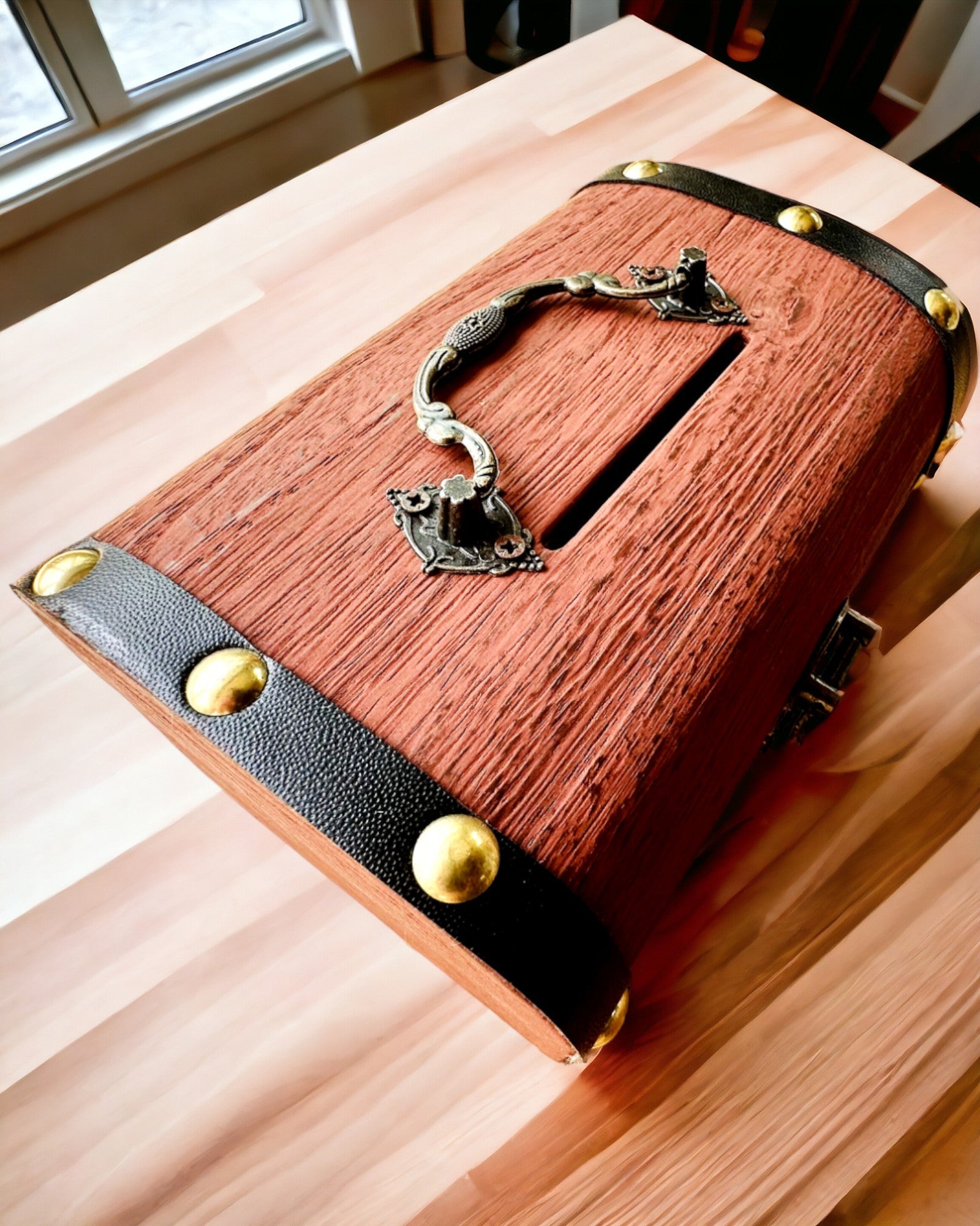 Magic Treasure Chest - Piggy Bank, personalization with engraving