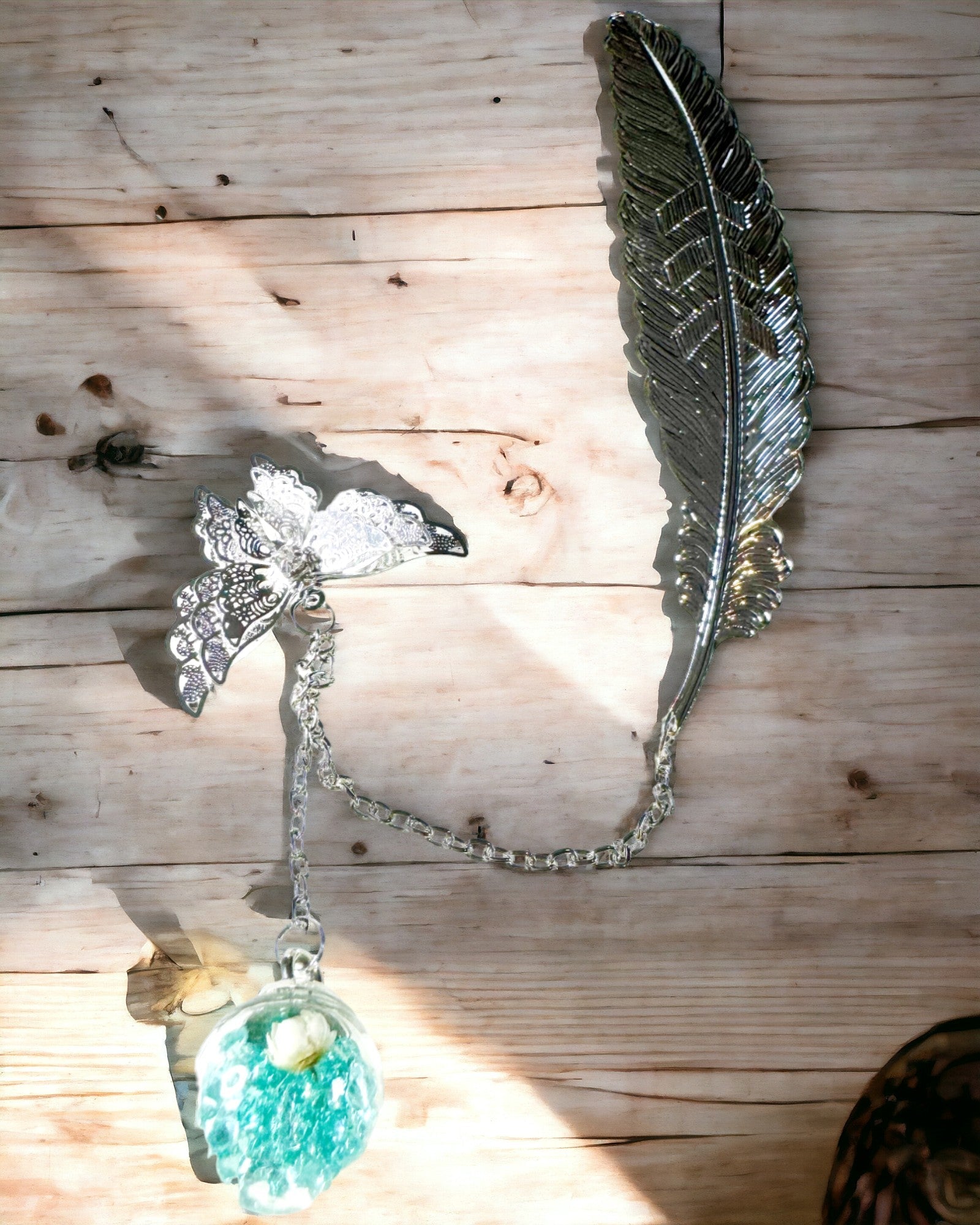 Creative Retro Style Bookmark with Feather and Butterfly Motif – Elegant Promotional Gift, Silver/Blue Color