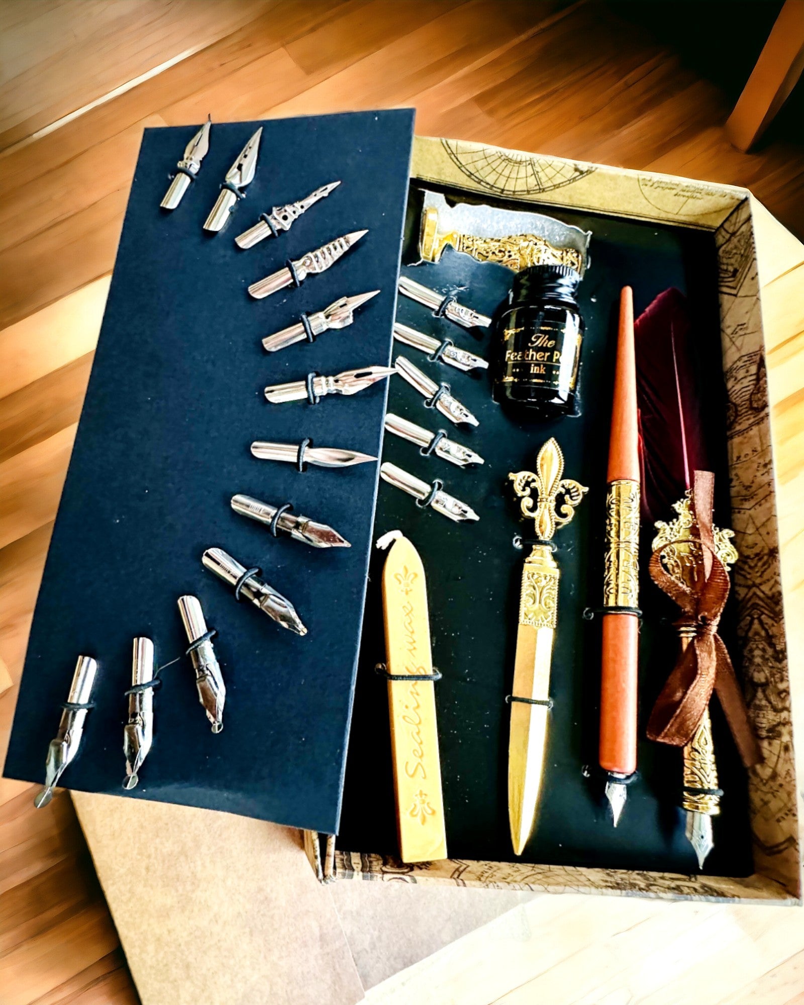 Exklusives Kalligrafie-Set, Tauchfederhalter und Tinten-Set, Personalisierung mit Gravur