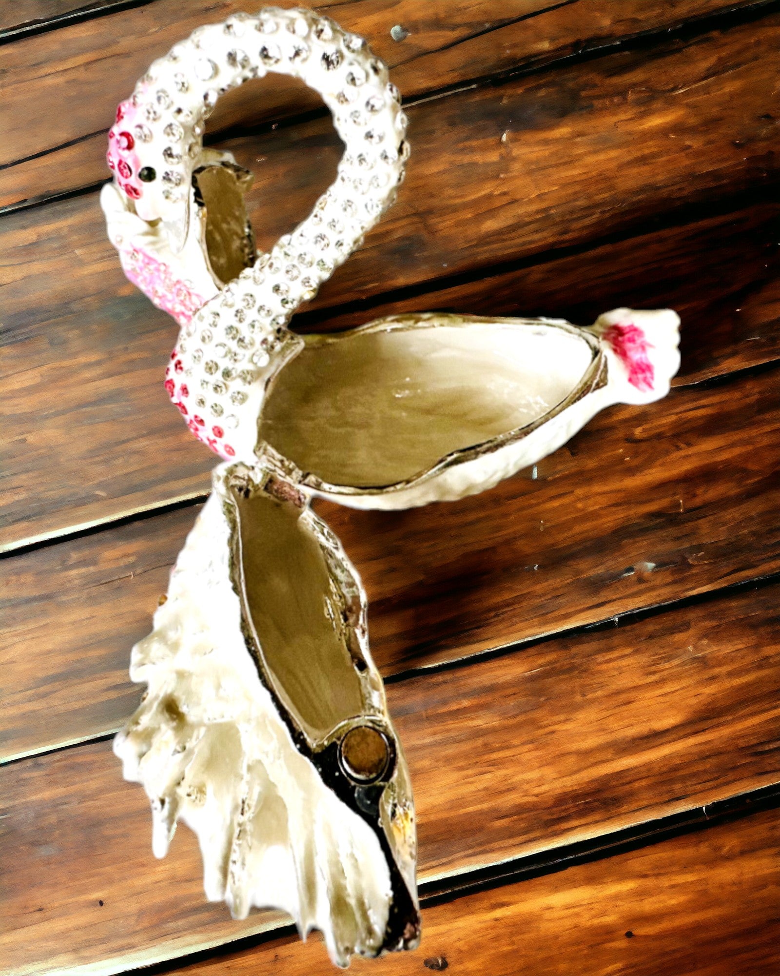 Elegante Scrigno "Gioiello del Cigno" - personalizzazione con incisione